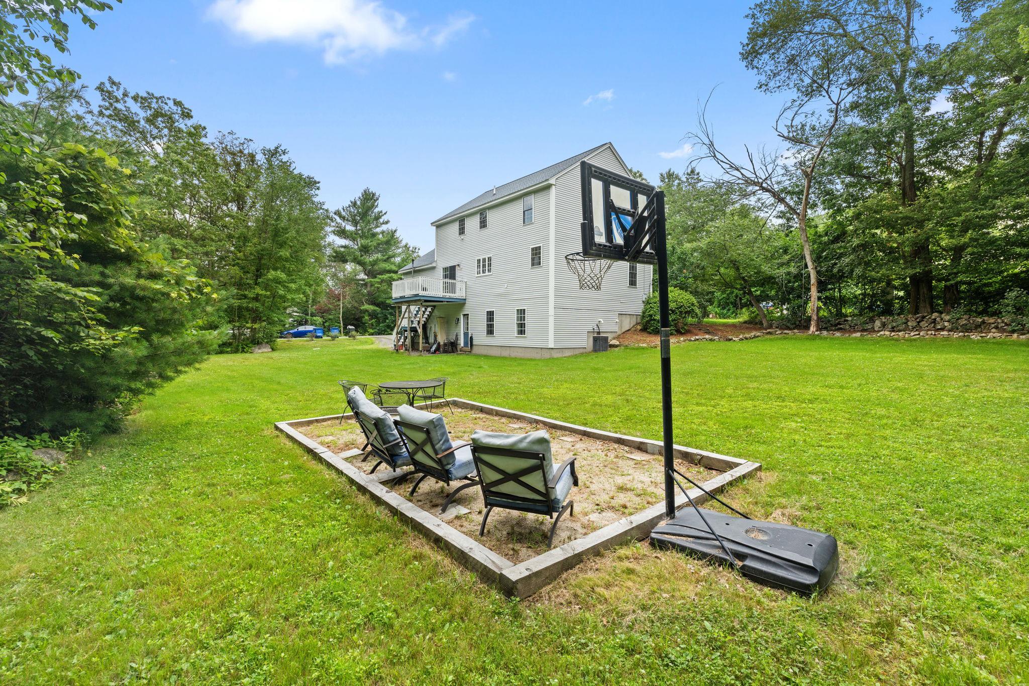 Londonderry, New Hampshire, 03053, United States, ,Residential,For Sale,1916395