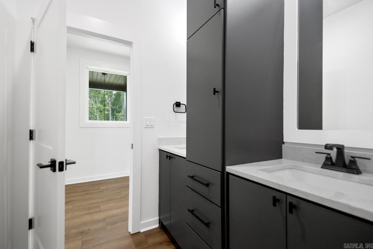 Bryant, Arkansas, 72022, United States, 5 Bedrooms Bedrooms, ,5 BathroomsBathrooms,Residential,For Sale,1978792