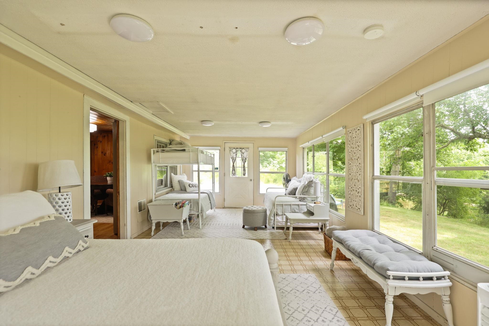 Vassar, Michigan, 49768, United States, 3 Bedrooms Bedrooms, ,4 BathroomsBathrooms,Residential,For Sale,1976339