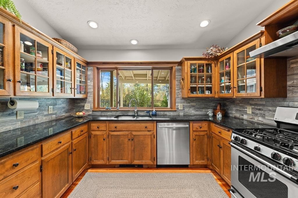 McCall, Idaho, 83638, United States, 4 Bedrooms Bedrooms, ,4 BathroomsBathrooms,Residential,For Sale,1763190