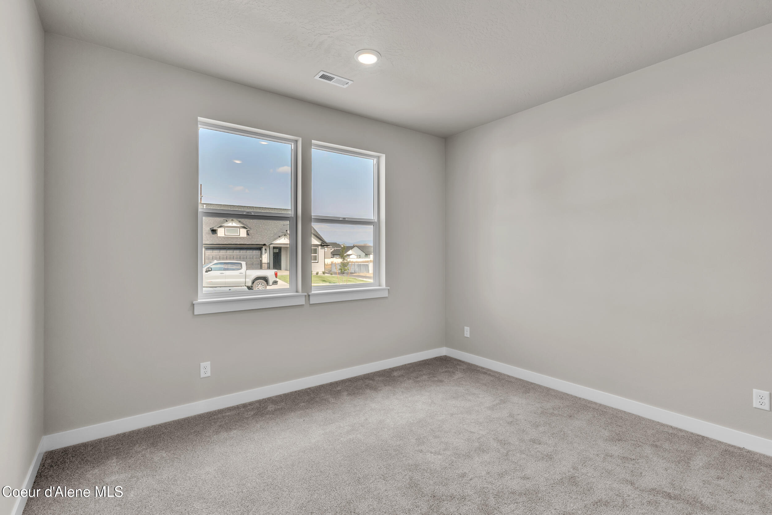 Coeur d'Alene, Idaho, 83815, United States, 4 Bedrooms Bedrooms, ,2 BathroomsBathrooms,Residential,For Sale,1975976