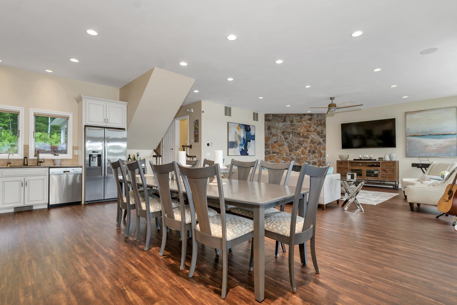 Laconia, New Hampshire, 03246, United States, 5 Bedrooms Bedrooms, ,3 BathroomsBathrooms,Residential,For Sale,1826870