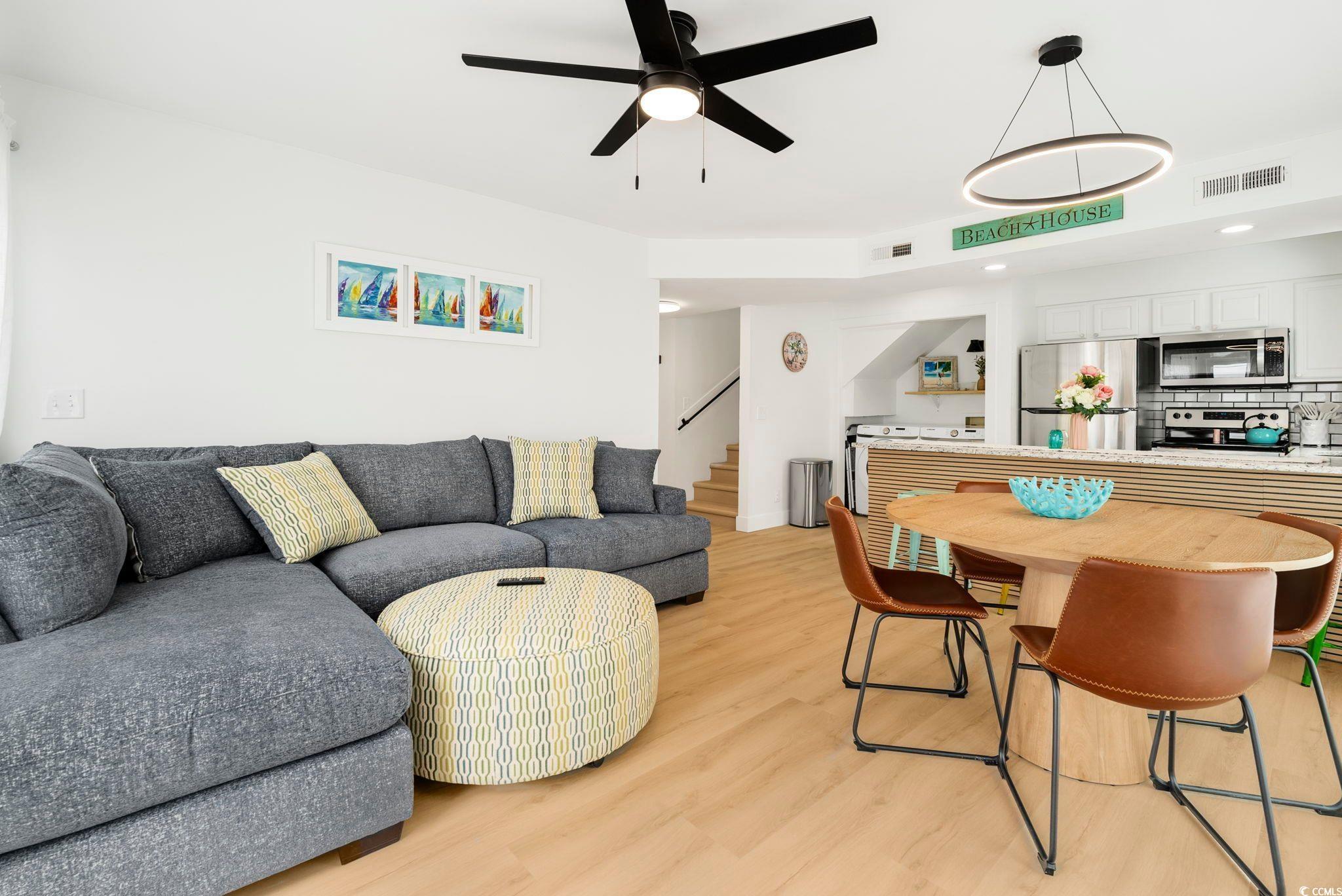 North Myrtle Beach, South Carolina, 29582, United States, 6 Bedrooms Bedrooms, ,4 BathroomsBathrooms,Residential,For Sale,1979698