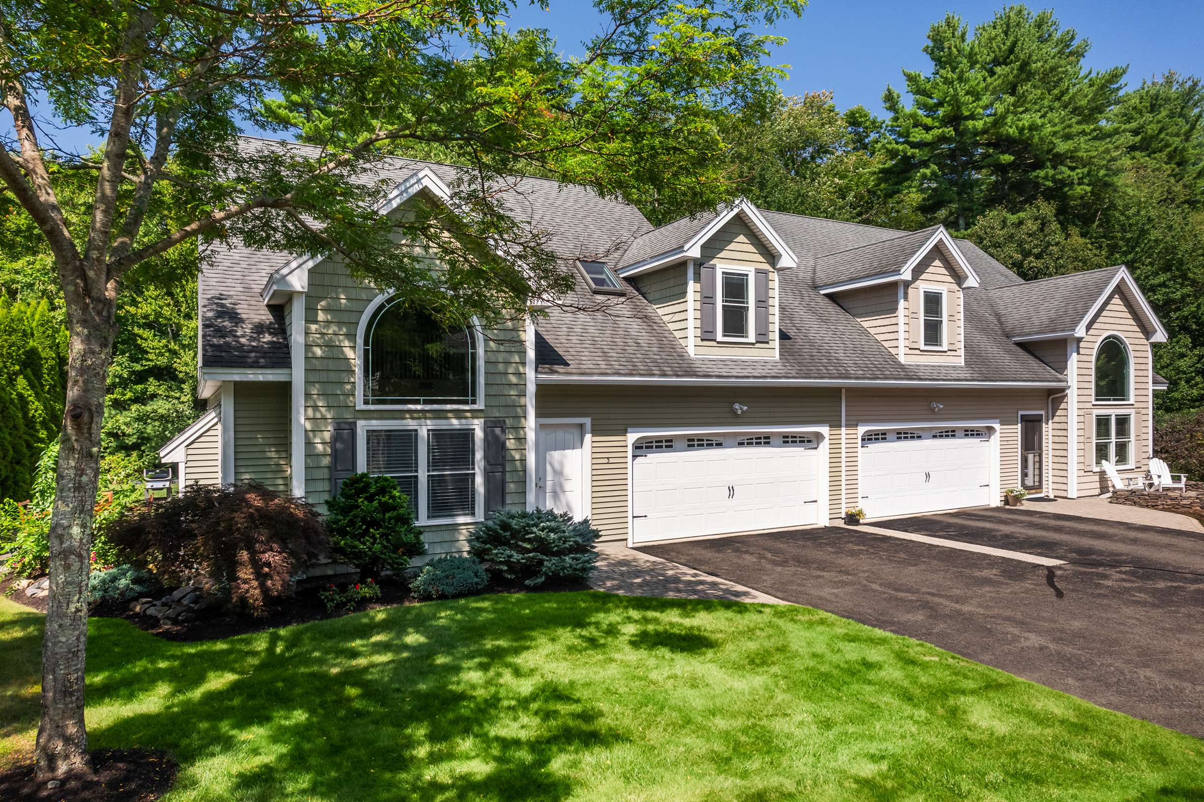  Immaculate Home in 55+ Bayberry Ridge HOA in York Beach - 物件實景
