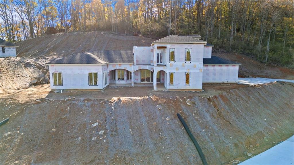 Clarkesville, Georgia, 30523, United States, 4 Bedrooms Bedrooms, ,5 BathroomsBathrooms,Residential,For Sale,1937902