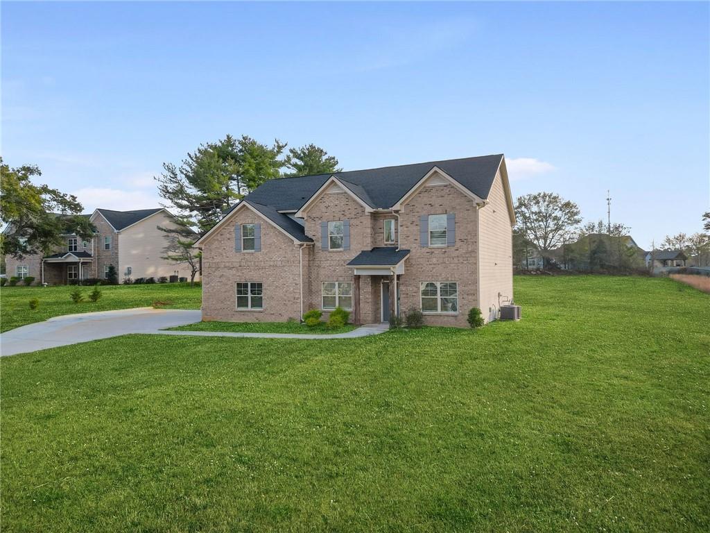 Fayetteville, Georgia, 30215, United States, 5 Bedrooms Bedrooms, ,3 BathroomsBathrooms,Residential,For Sale,2048268