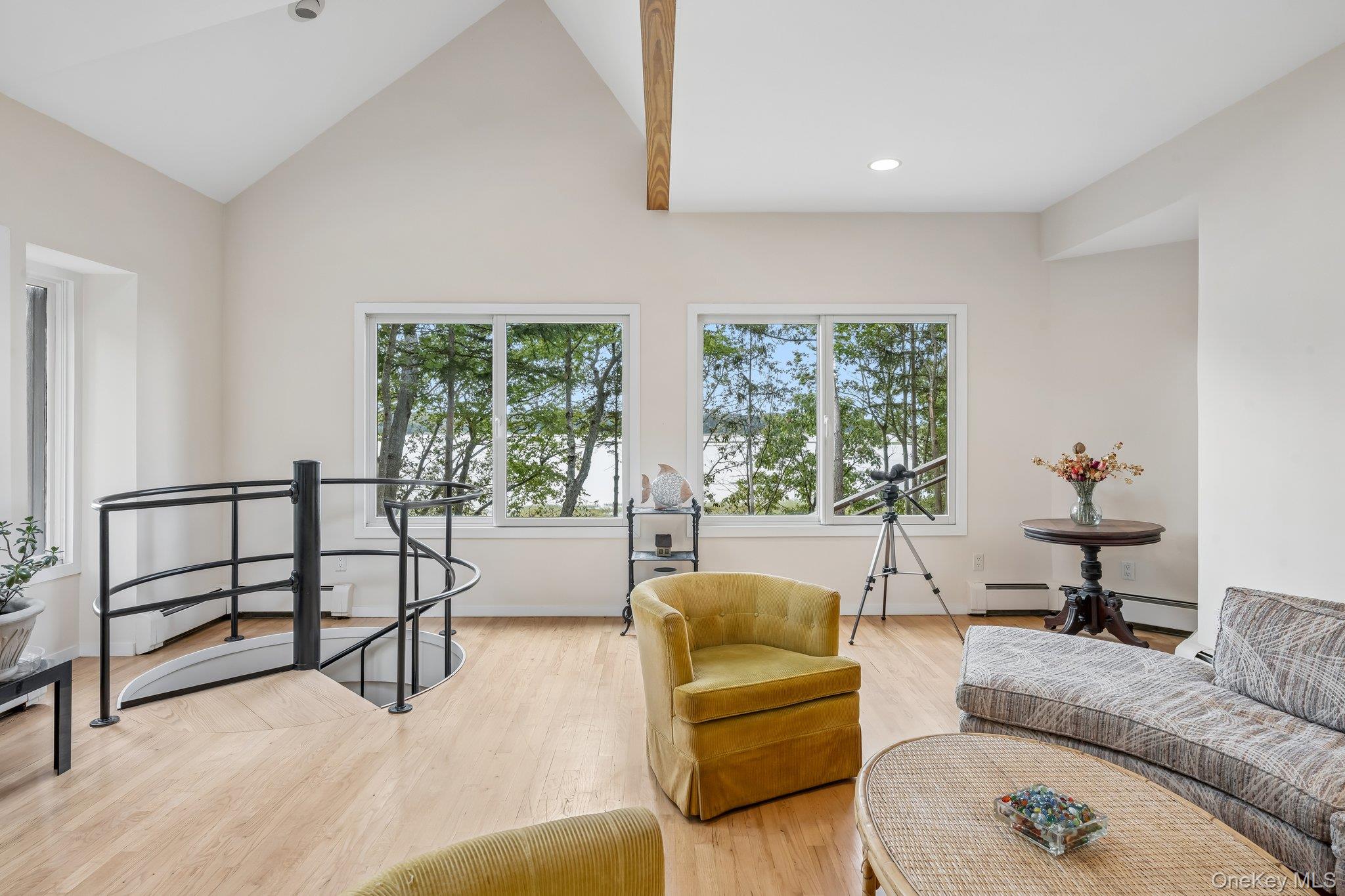  89 Harbor Road, Head Of The Harbor, NY 11780 - 物件實景