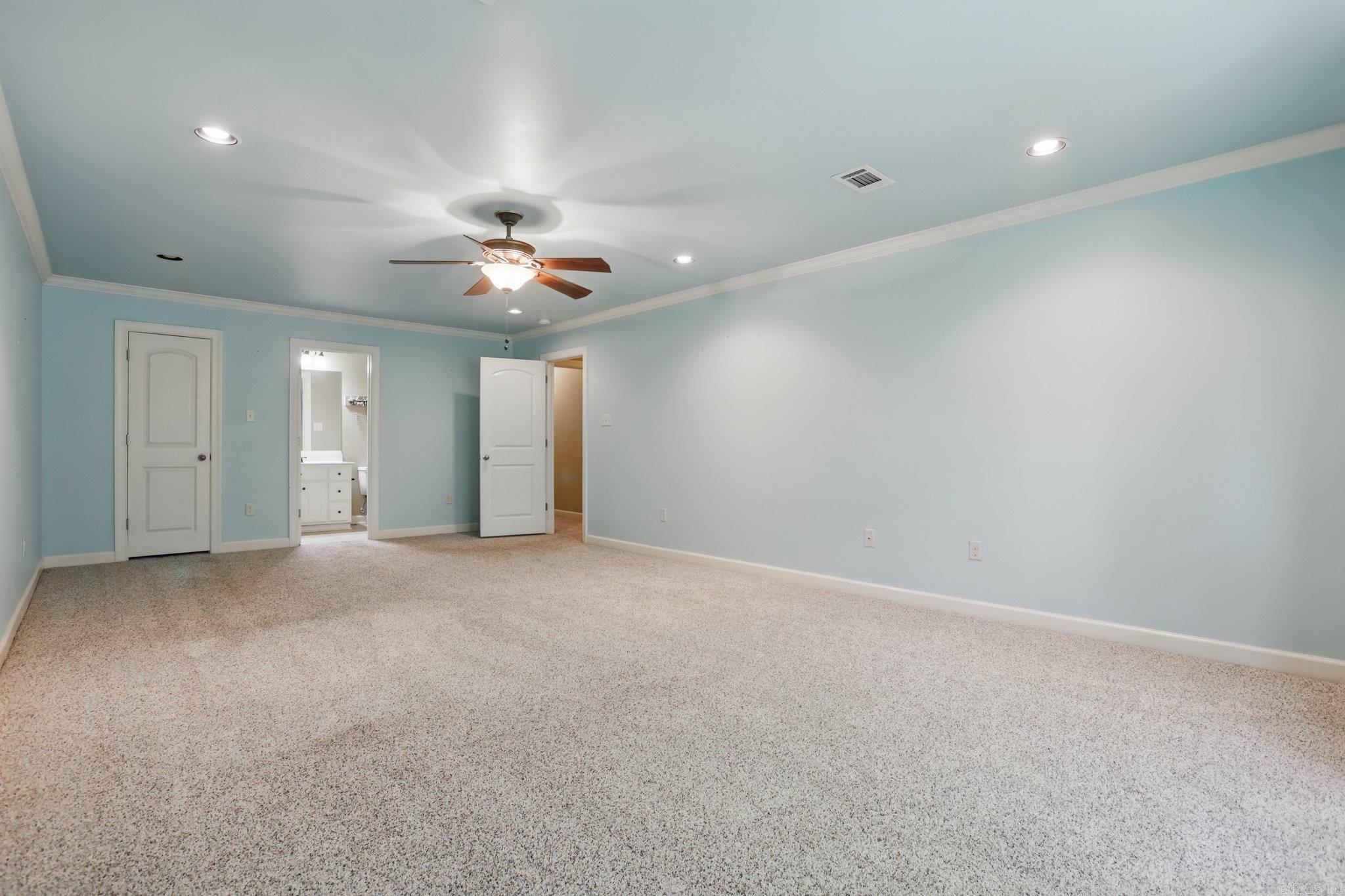 Little Rock, Arkansas, 72211, United States, 4 Bedrooms Bedrooms, ,4 BathroomsBathrooms,Residential,For Sale,1950270