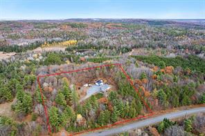 Lanark Highlands, Ontario, K0G 1K0, CA, 3 Bedrooms Bedrooms, ,2 BathroomsBathrooms,Residential,For Sale,1988968