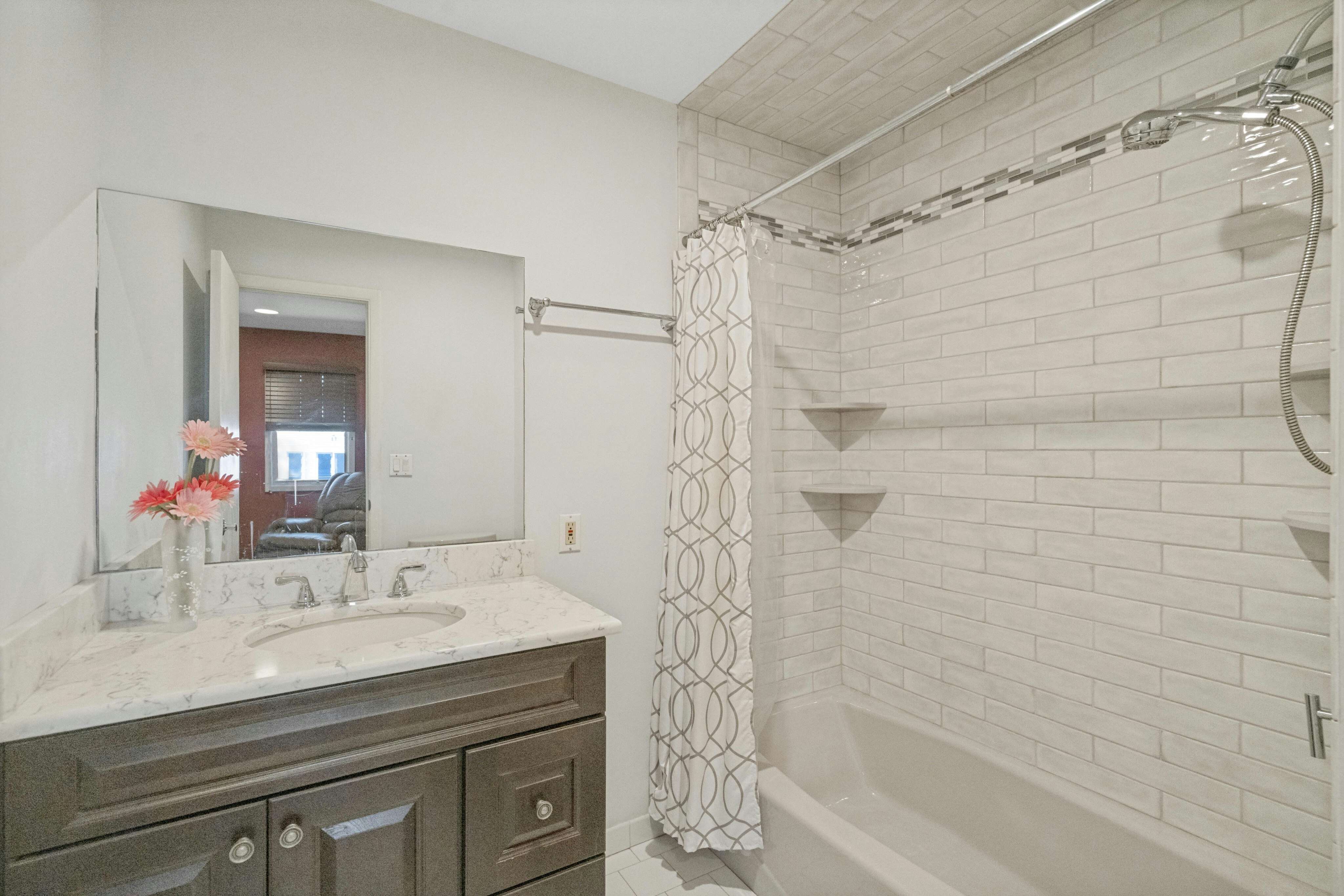  805 Washburn Street, Teaneck, NJ 07666 - 物件實景