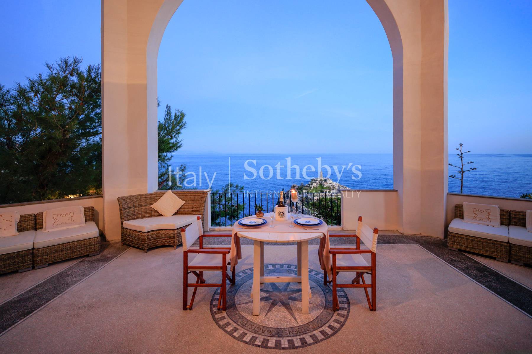  Elegant villa with private bay in Varazze - 物件實景