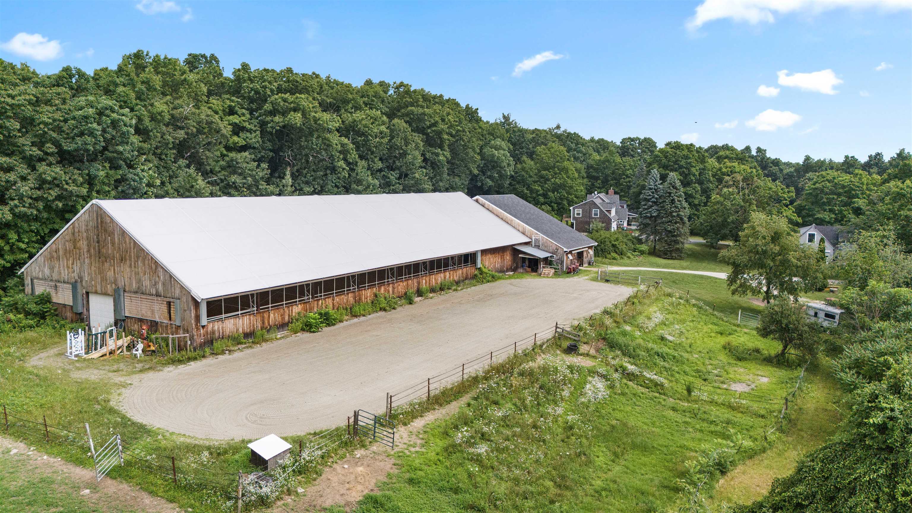 Hollis, New Hampshire, 03049, United States, 7 Bedrooms Bedrooms, ,5 BathroomsBathrooms,Residential,For Sale,1934449
