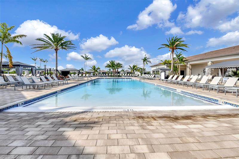 Boynton Beach, Florida, 33473, United States, 4 Bedrooms Bedrooms, ,5 BathroomsBathrooms,Residential,For Sale,2000646