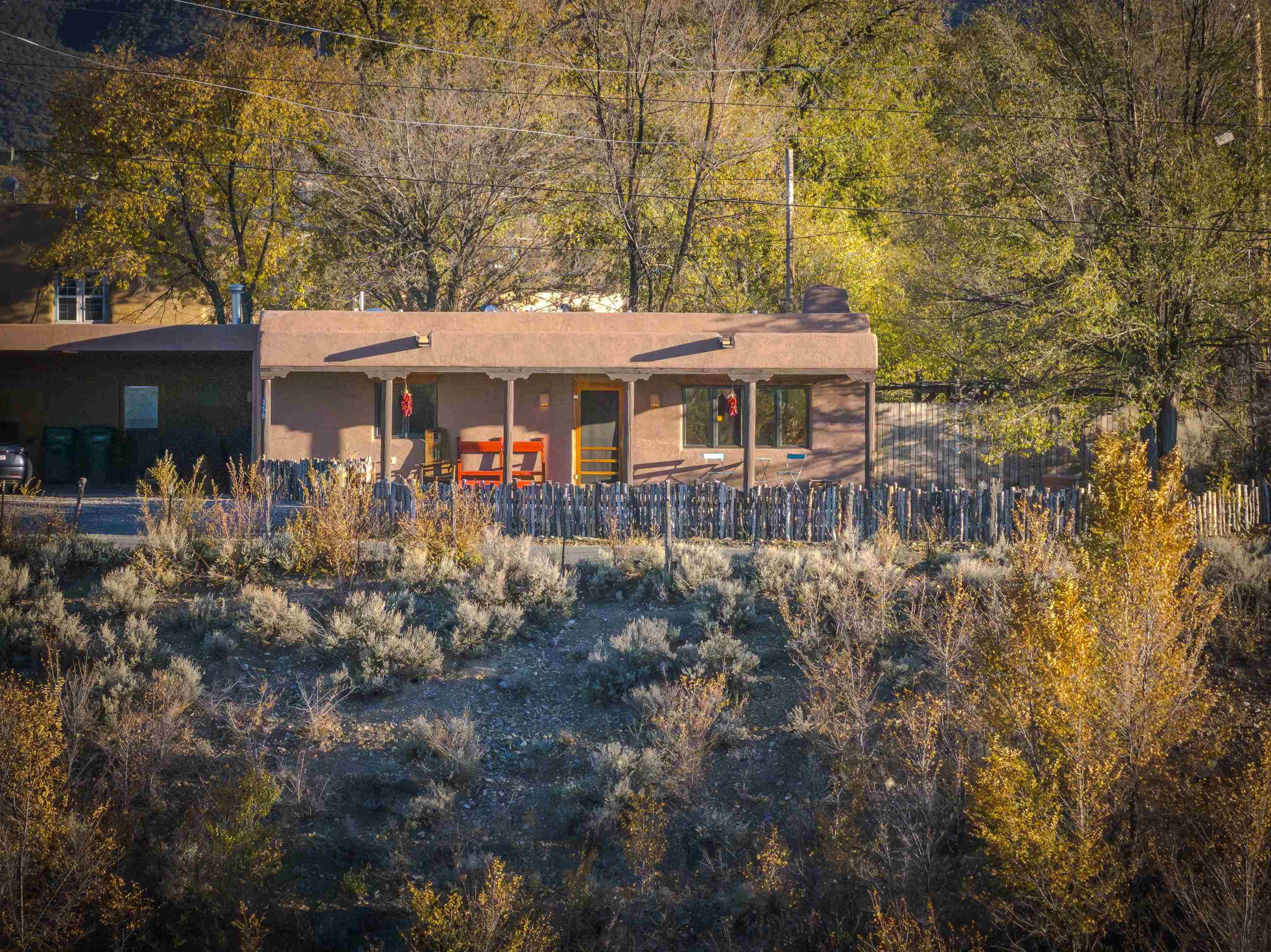 Taos, New Mexico, 87571, United States, 2 Bedrooms Bedrooms, ,2 BathroomsBathrooms,Residential,For Sale,1991479