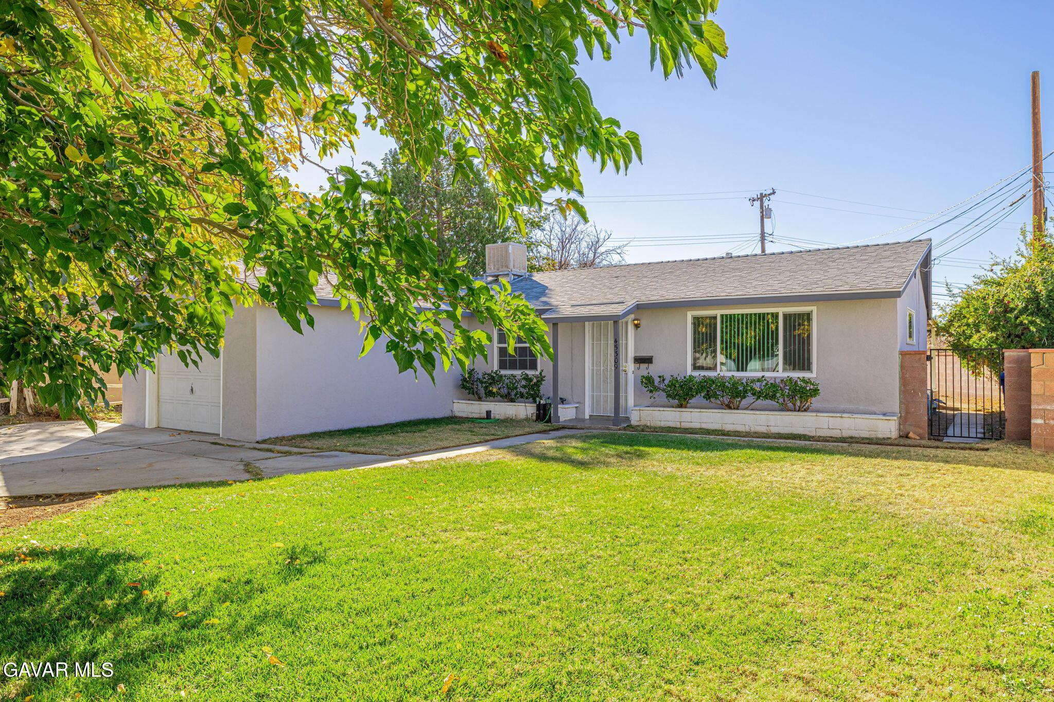 Newtree Ave, Lancaster, CA 93534 #1