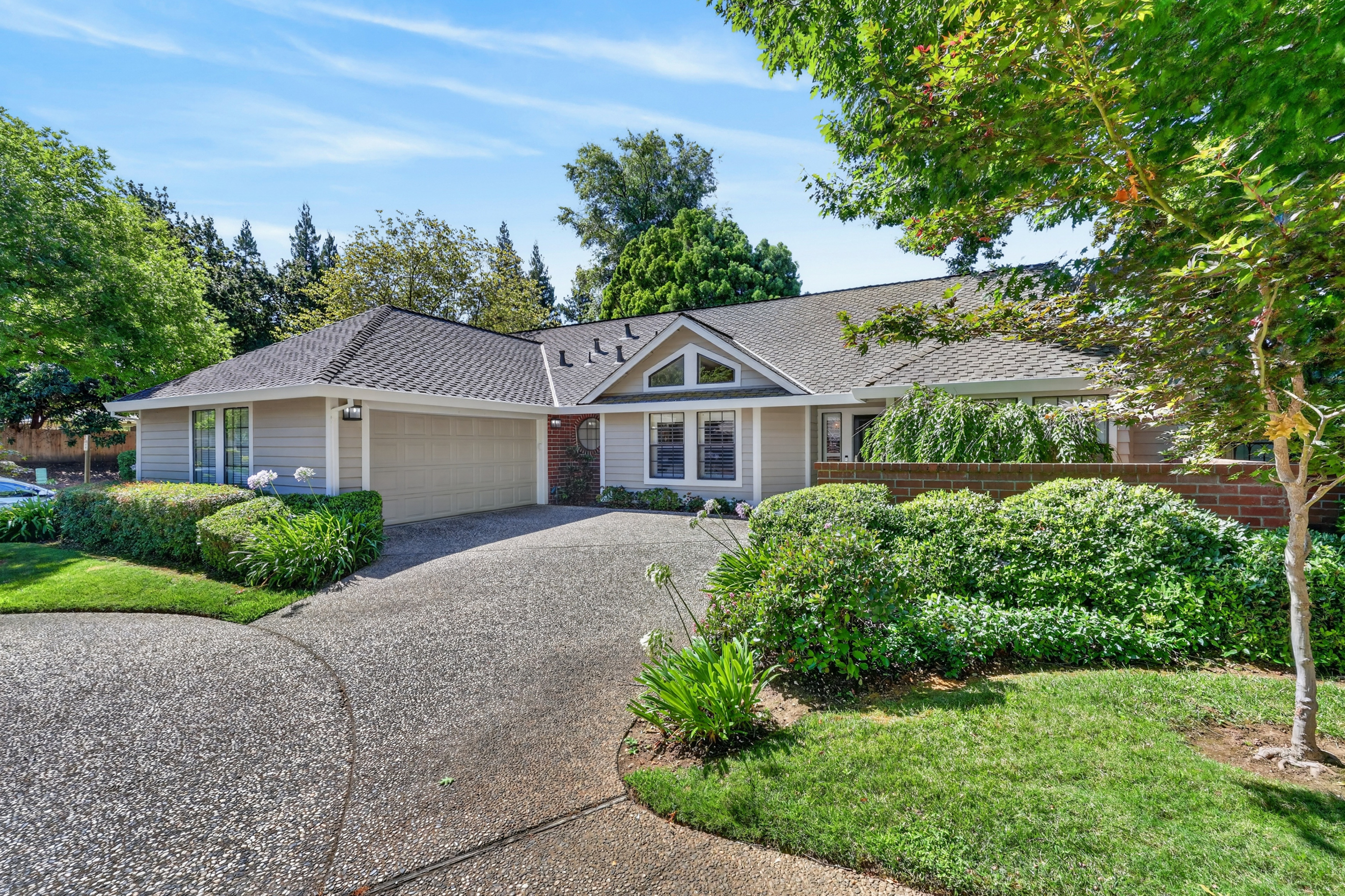  1073 Harrington Way, Carmichael, CA 95608 - 物件實景