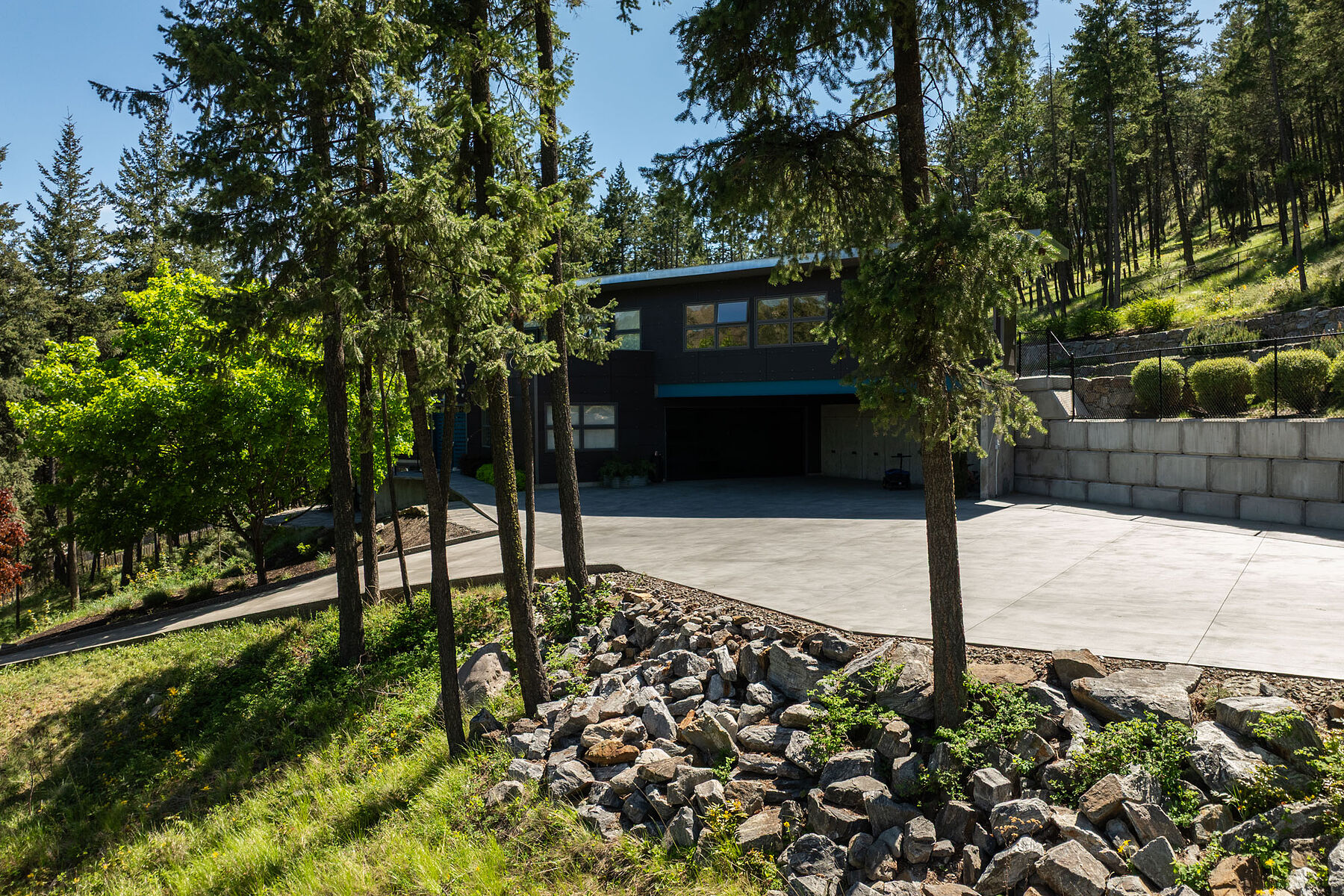  Architectural Glenmore Home - 物件實景