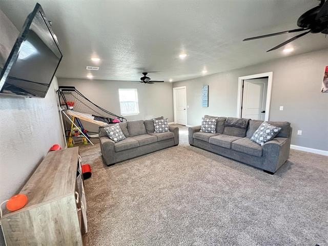 Tahlequah, Oklahoma, 74464, United States, 6 Bedrooms Bedrooms, ,4 BathroomsBathrooms,Residential,For Sale,1982576