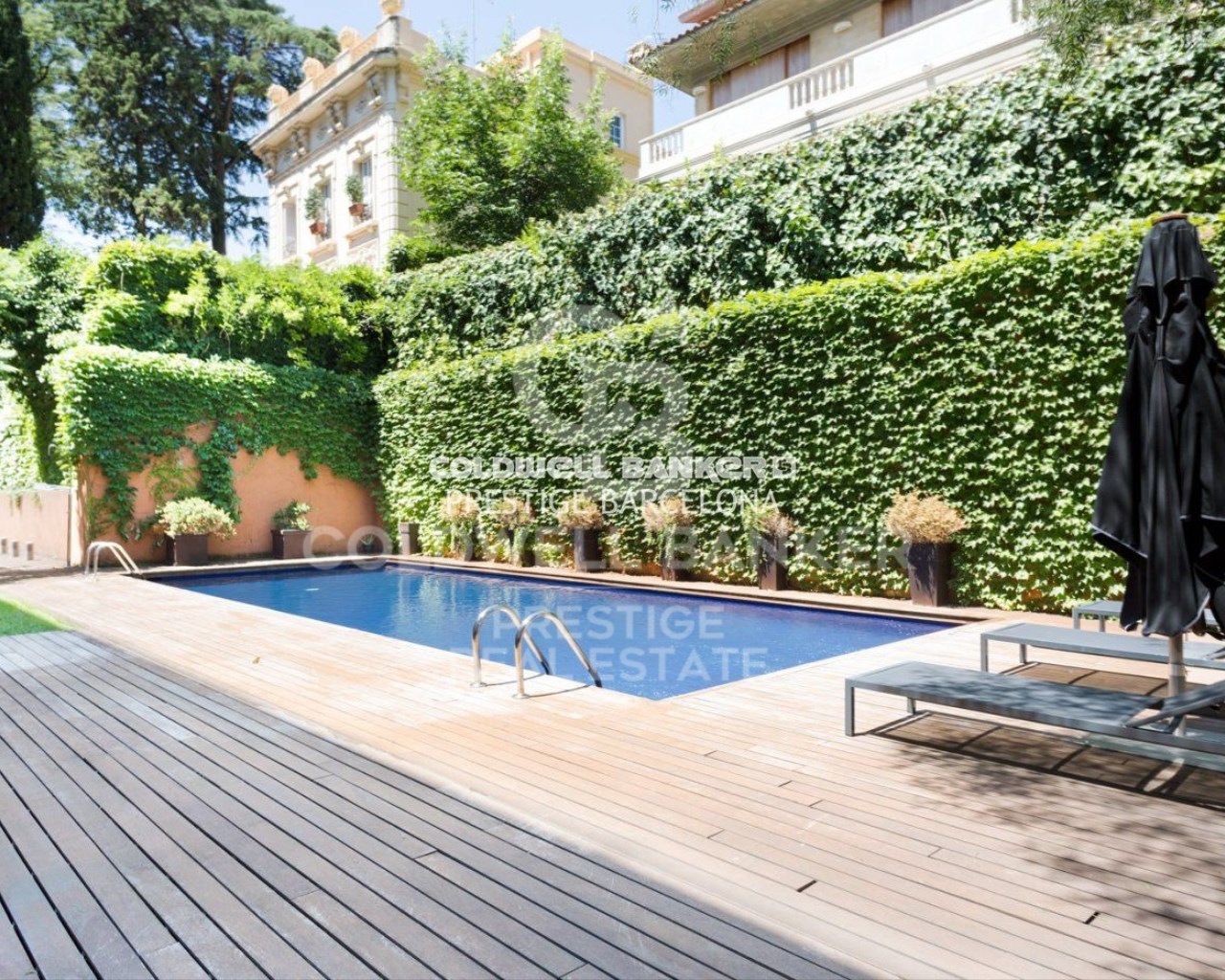 Barcelona, Catalonia, ES, 5 Bedrooms Bedrooms, ,3 BathroomsBathrooms,Residential,For Sale,1613109