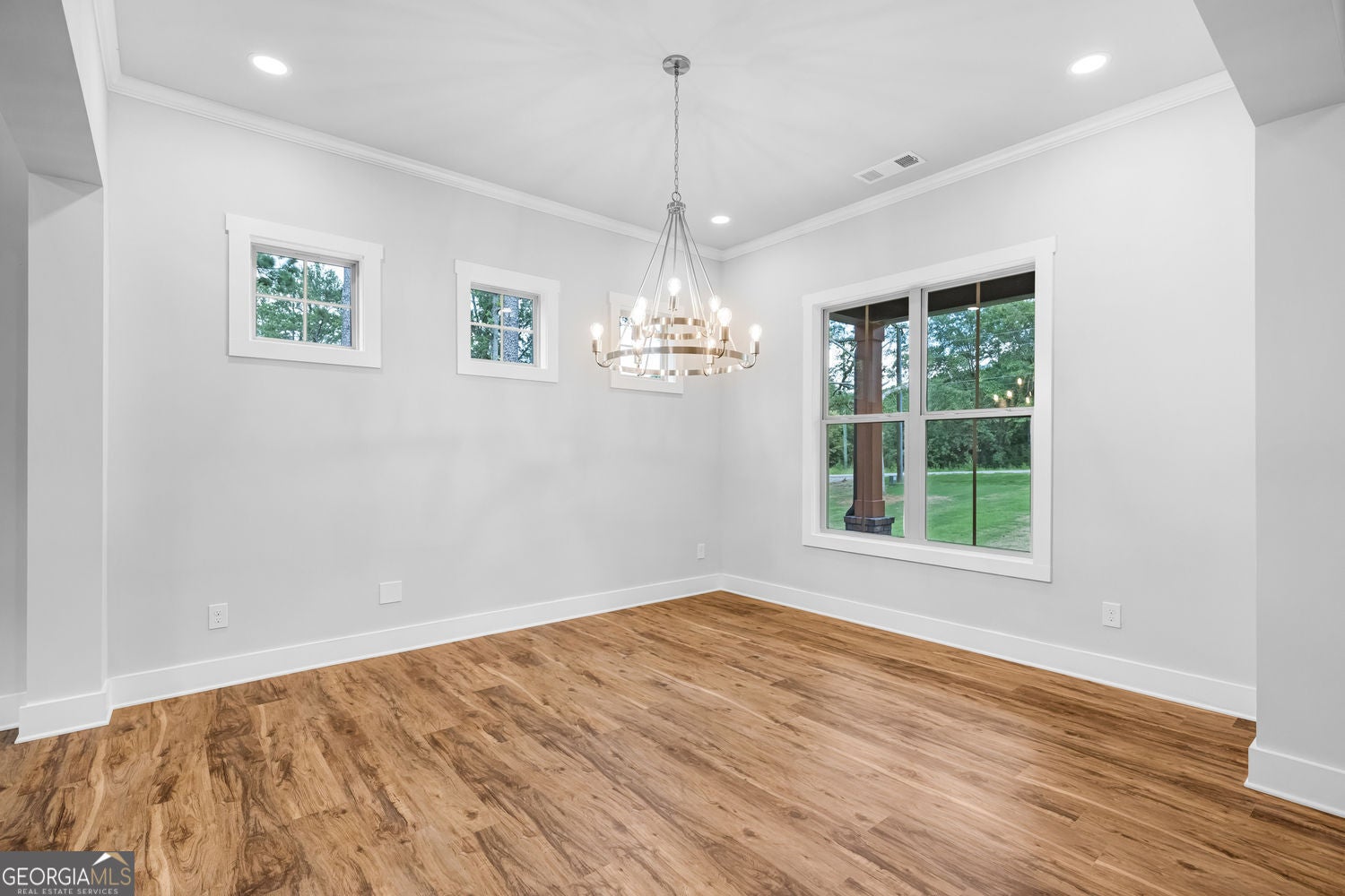 Ellenwood, Georgia, 30294, United States, 4 Bedrooms Bedrooms, ,4 BathroomsBathrooms,Residential,For Sale,1927685