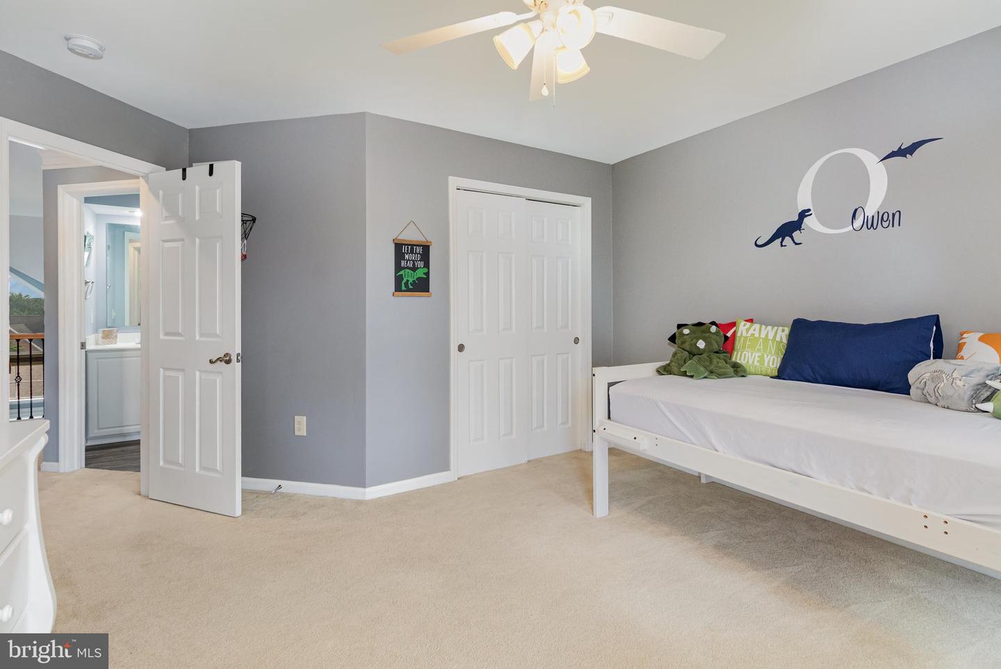 Mechanicsburg, Pennsylvania, 17050, United States, 5 Bedrooms Bedrooms, ,4 BathroomsBathrooms,Residential,For Sale,1926298