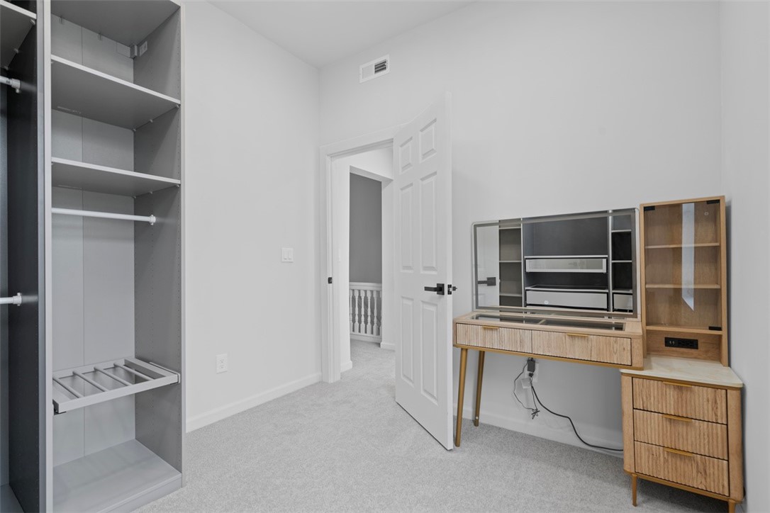 Lawrenceville, Pennsylvania, 15201, United States, 4 Bedrooms Bedrooms, ,4 BathroomsBathrooms,Residential,For Sale,1895769