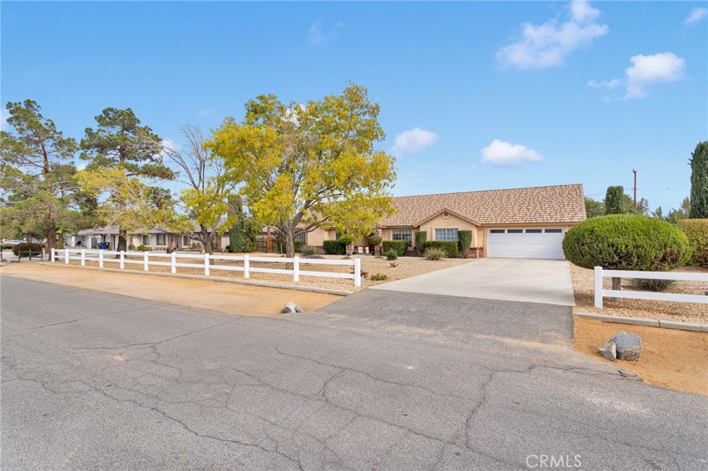 Apple Valley, California, 92307, United States, 4 Bedrooms Bedrooms, ,4 BathroomsBathrooms,Residential,For Sale,1992850