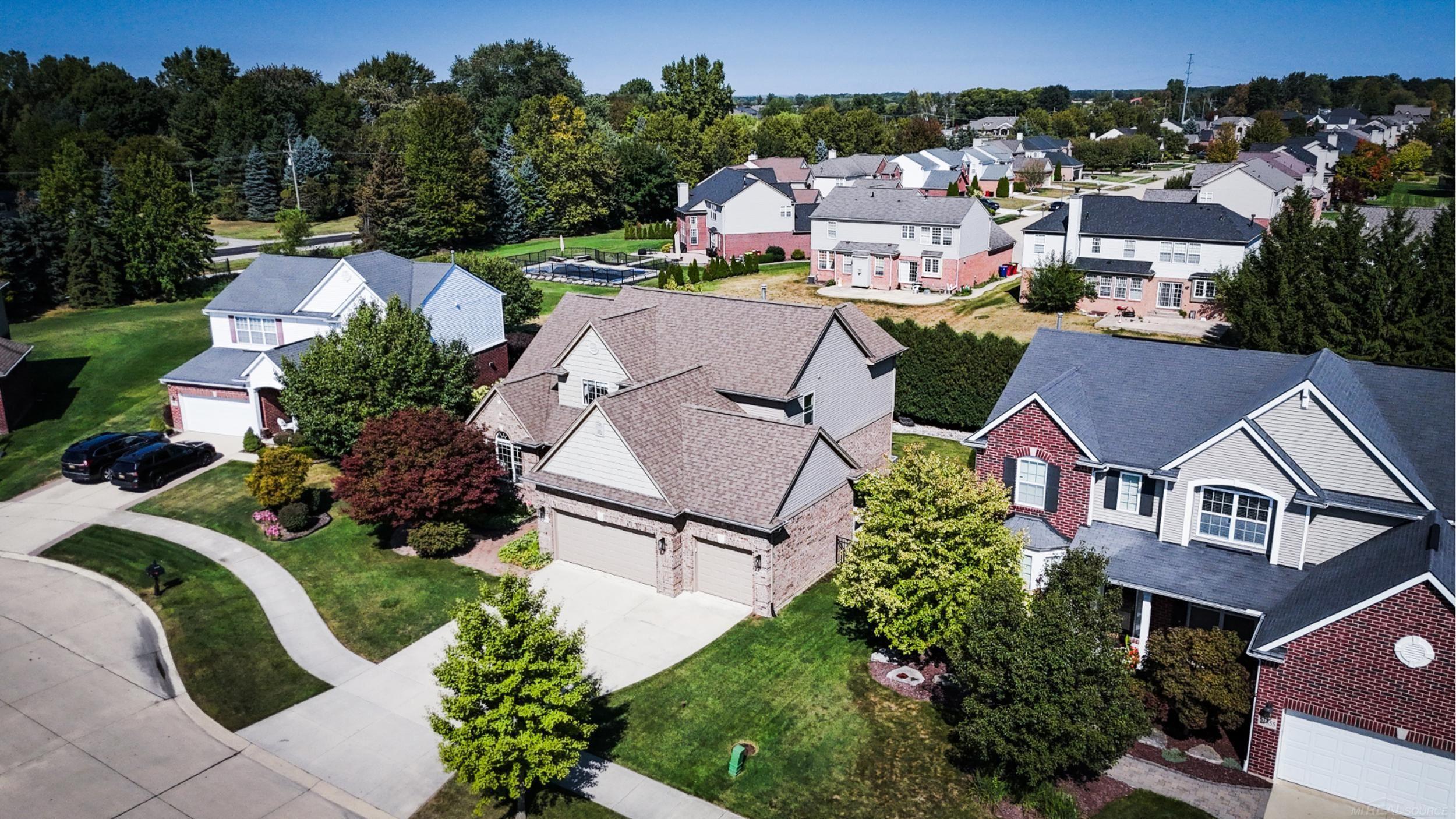 Macomb, Michigan, 48044, United States, 4 Bedrooms Bedrooms, ,3 BathroomsBathrooms,Residential,For Sale,2005234