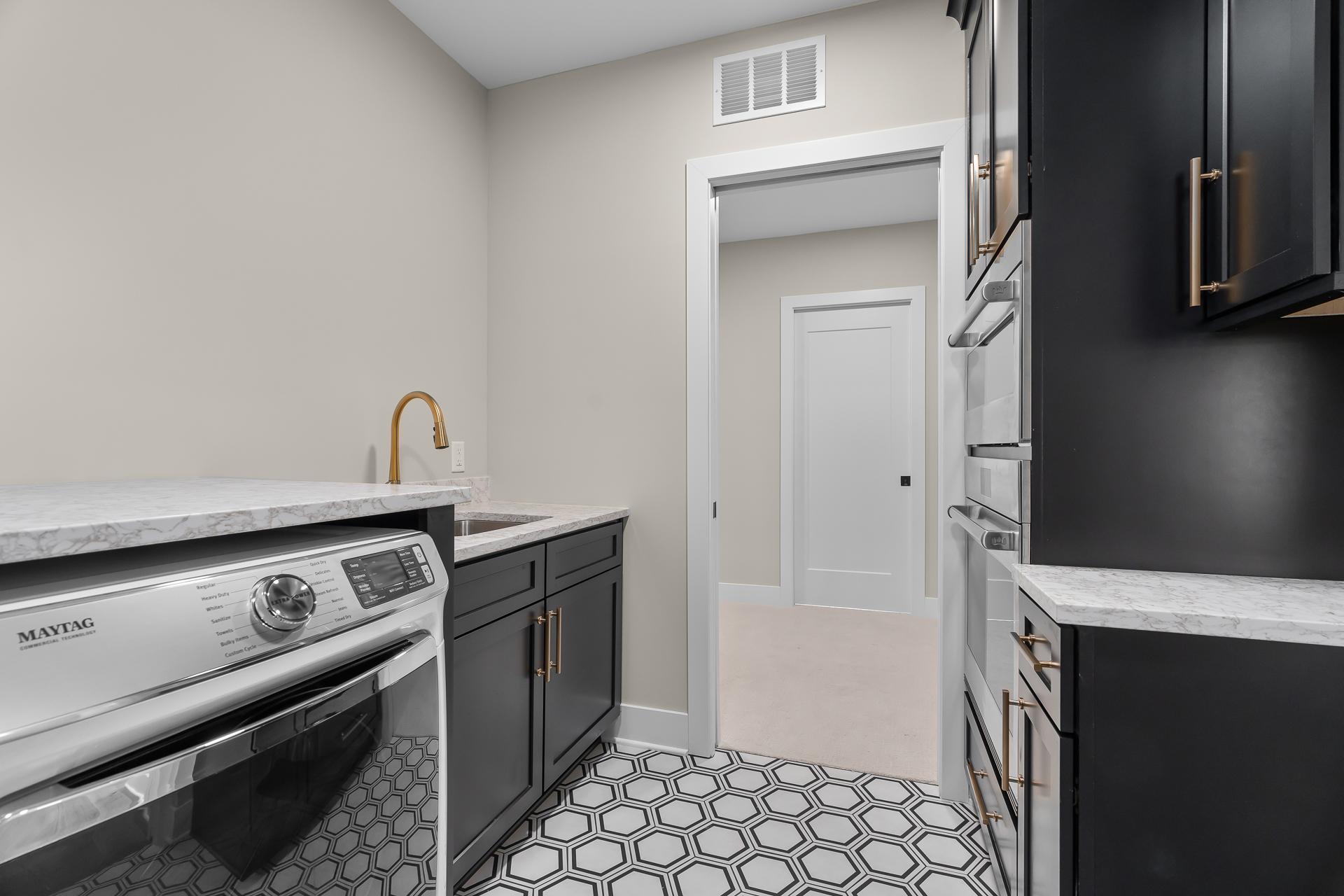 North Oaks, Minnesota, 55127, United States, 3 Bedrooms Bedrooms, ,4 BathroomsBathrooms,Residential,For Sale,1907434