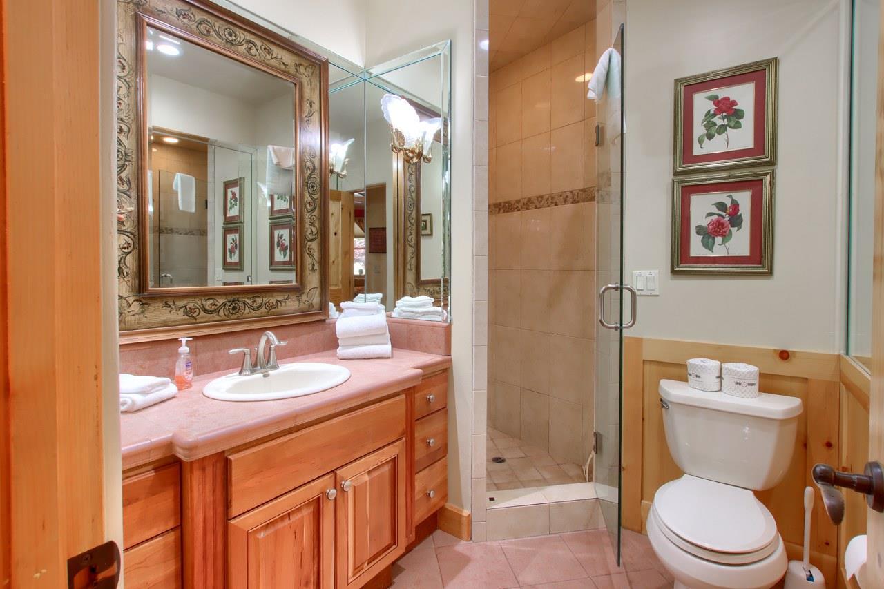 Bass Lake, California, 93604, United States, 3 Bedrooms Bedrooms, ,3 BathroomsBathrooms,Residential,For Sale,1975470