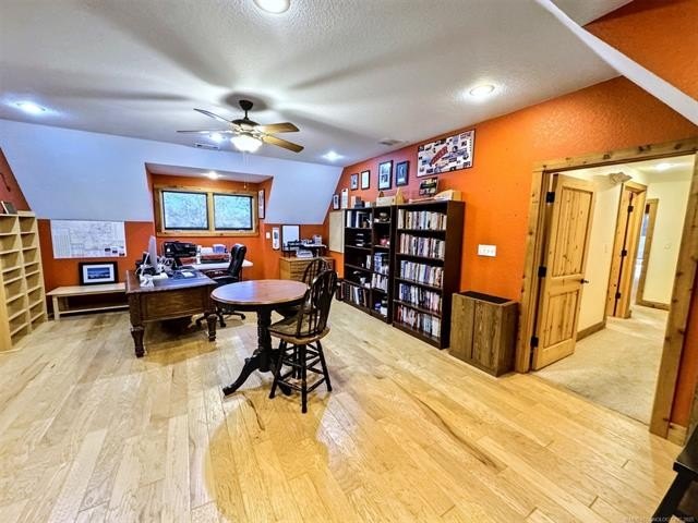 Cookson, Oklahoma, 74427, United States, 8 Bedrooms Bedrooms, ,10 BathroomsBathrooms,Residential,For Sale,1825365