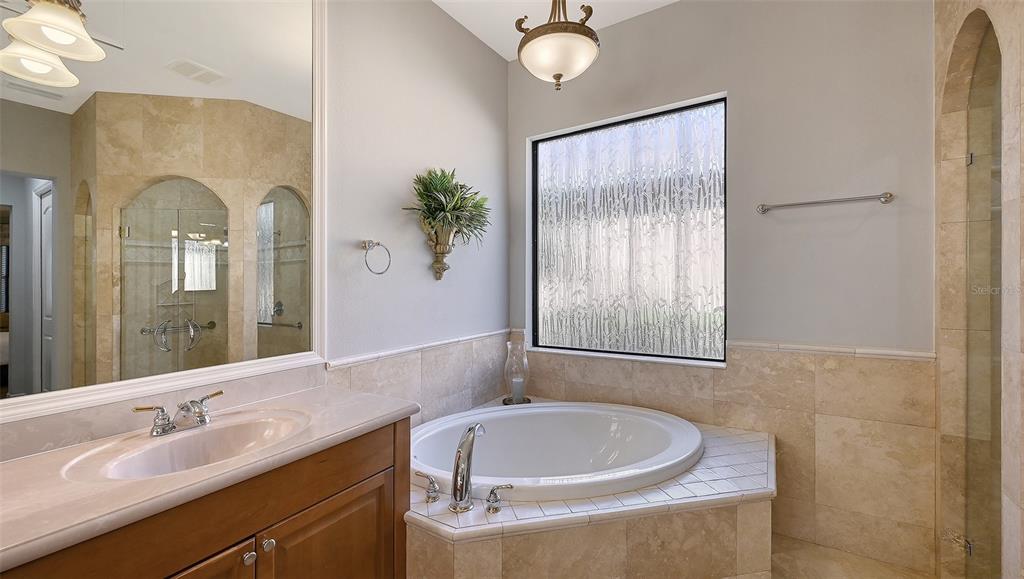 Lakewood Ranch, Florida, 34202, United States, 3 Bedrooms Bedrooms, ,2 BathroomsBathrooms,Residential,For Sale,1988142