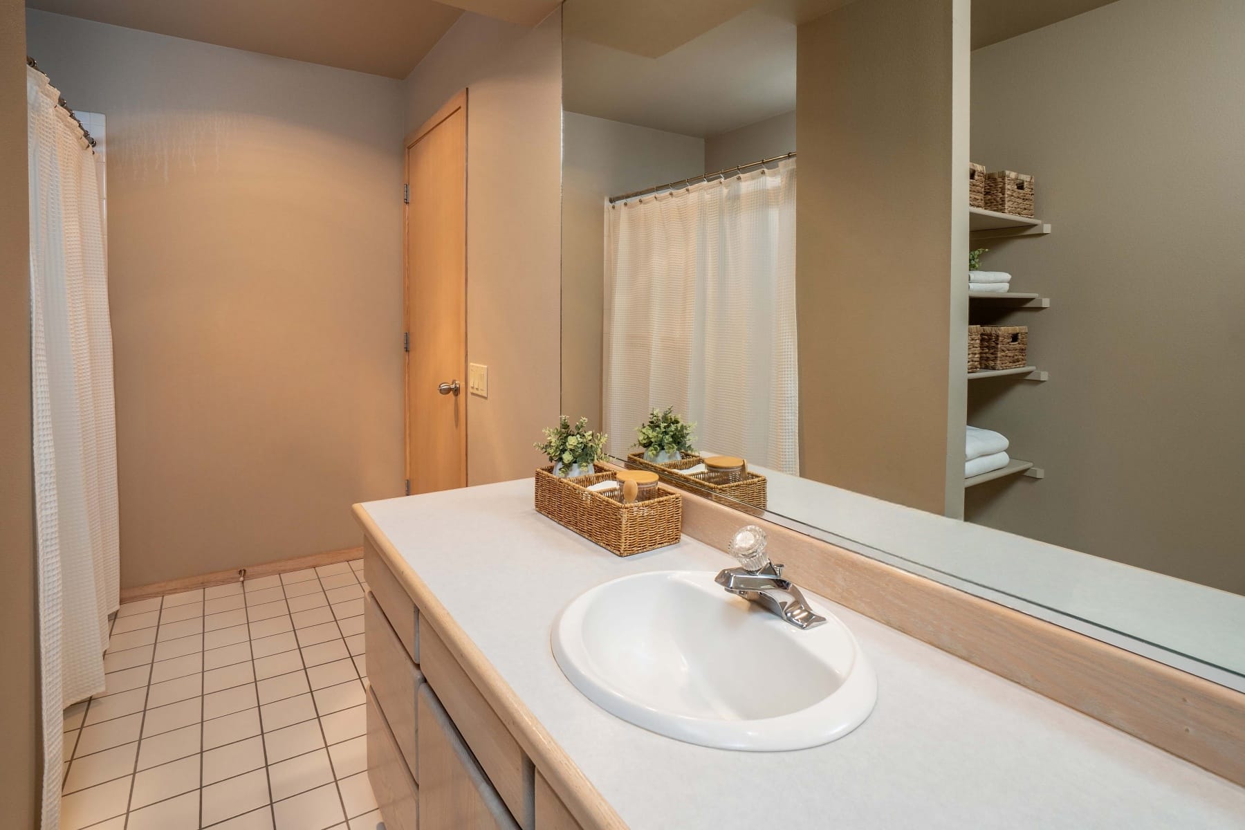  57925 Silver Fir Circle #10 Sunriver, OR 97707 - 物件實景