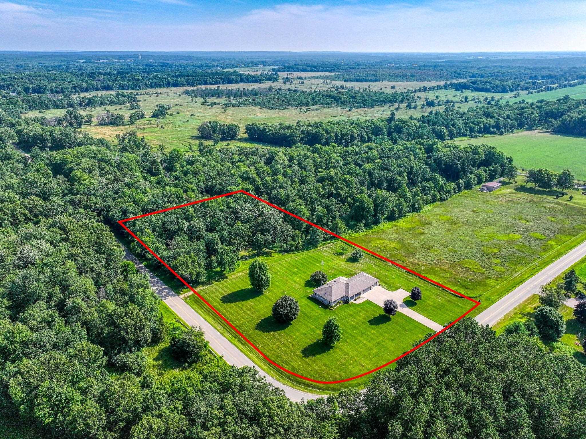 Redgranite, Wisconsin, 54970, United States, 3 Bedrooms Bedrooms, ,3 BathroomsBathrooms,Residential,For Sale,1982577