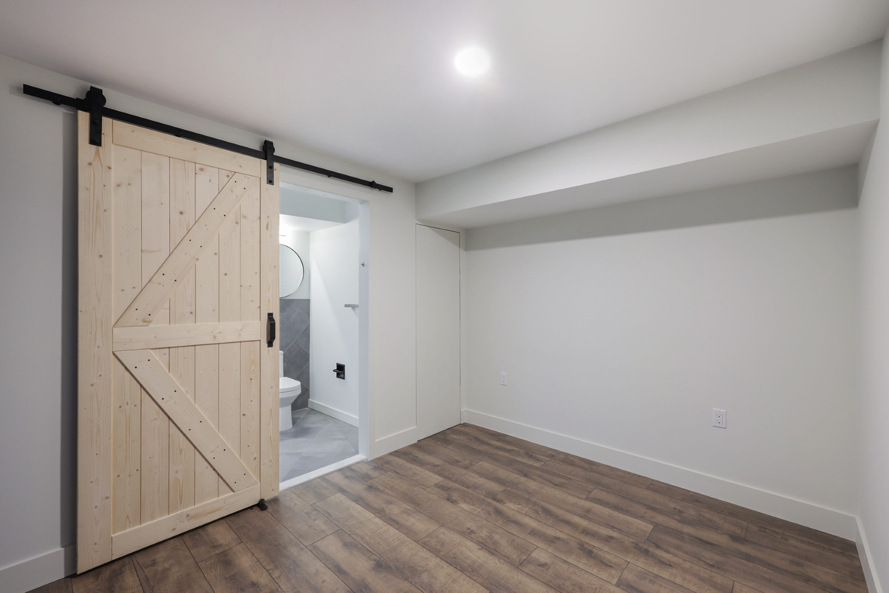  ?Chambers Brook? Townhome Offers Modern Luxury and Idyllic Surroundings - 物件實景