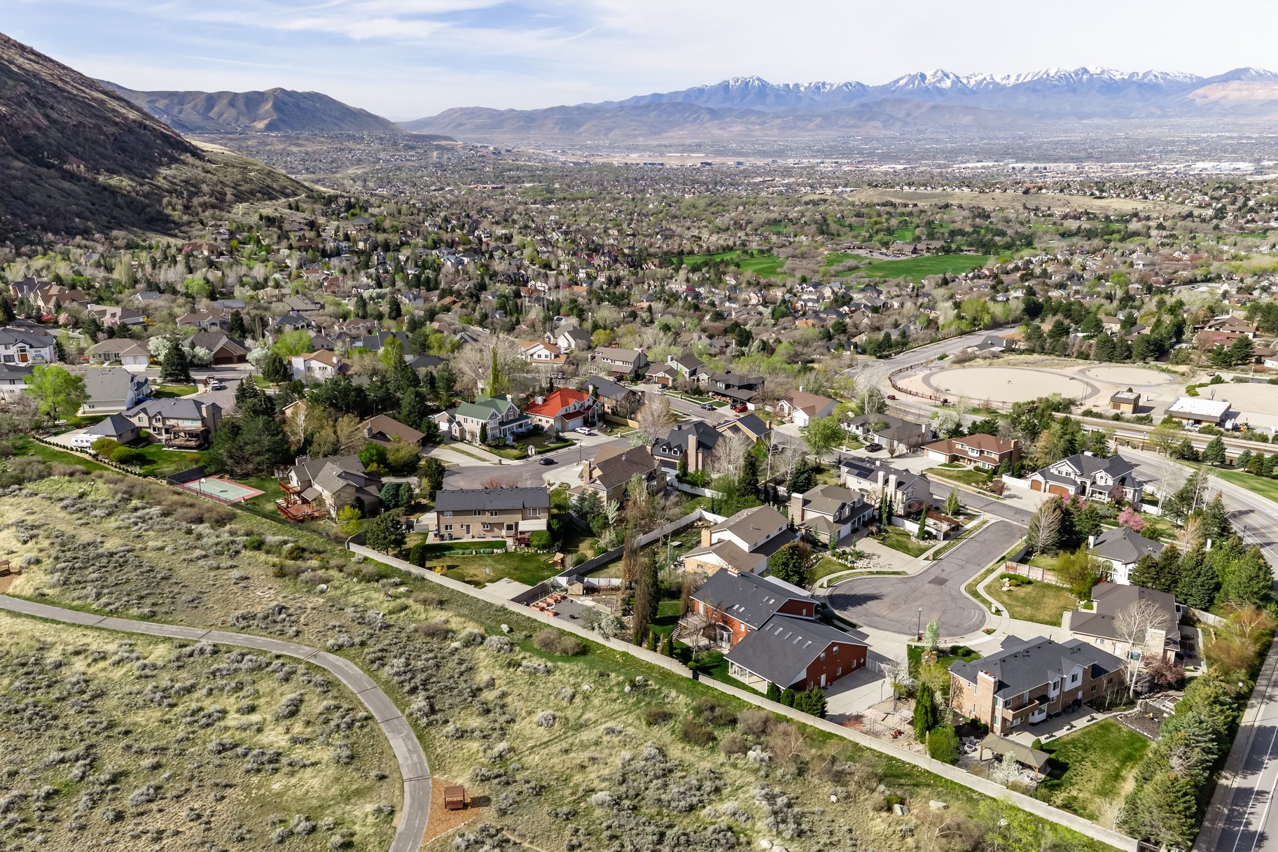  Updated Sandy Home With One of a Kind Location With Unobstructed Mountain Views - 物件實景