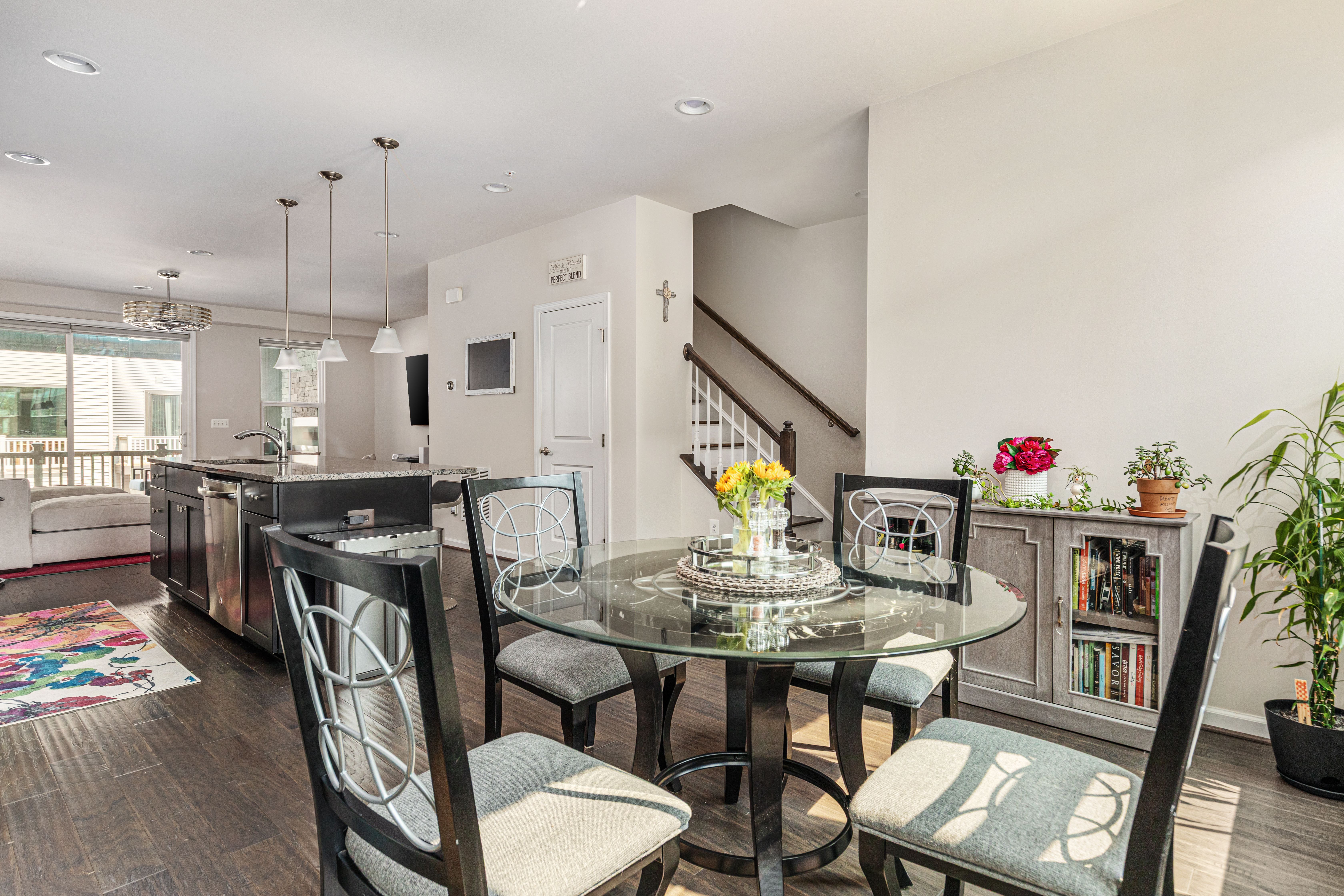  22318 Tees Terrace, Ashburn, VA, 20148 - 物件實景