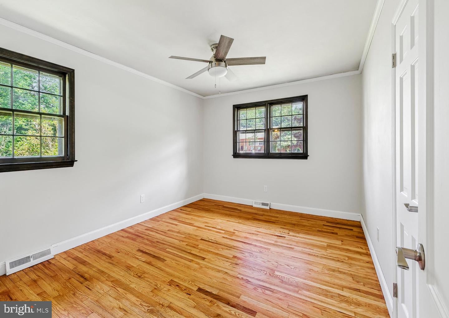 NORTHFIELD, New Jersey, 08225, United States, 4 Bedrooms Bedrooms, ,3 BathroomsBathrooms,Residential,For Sale,1916382