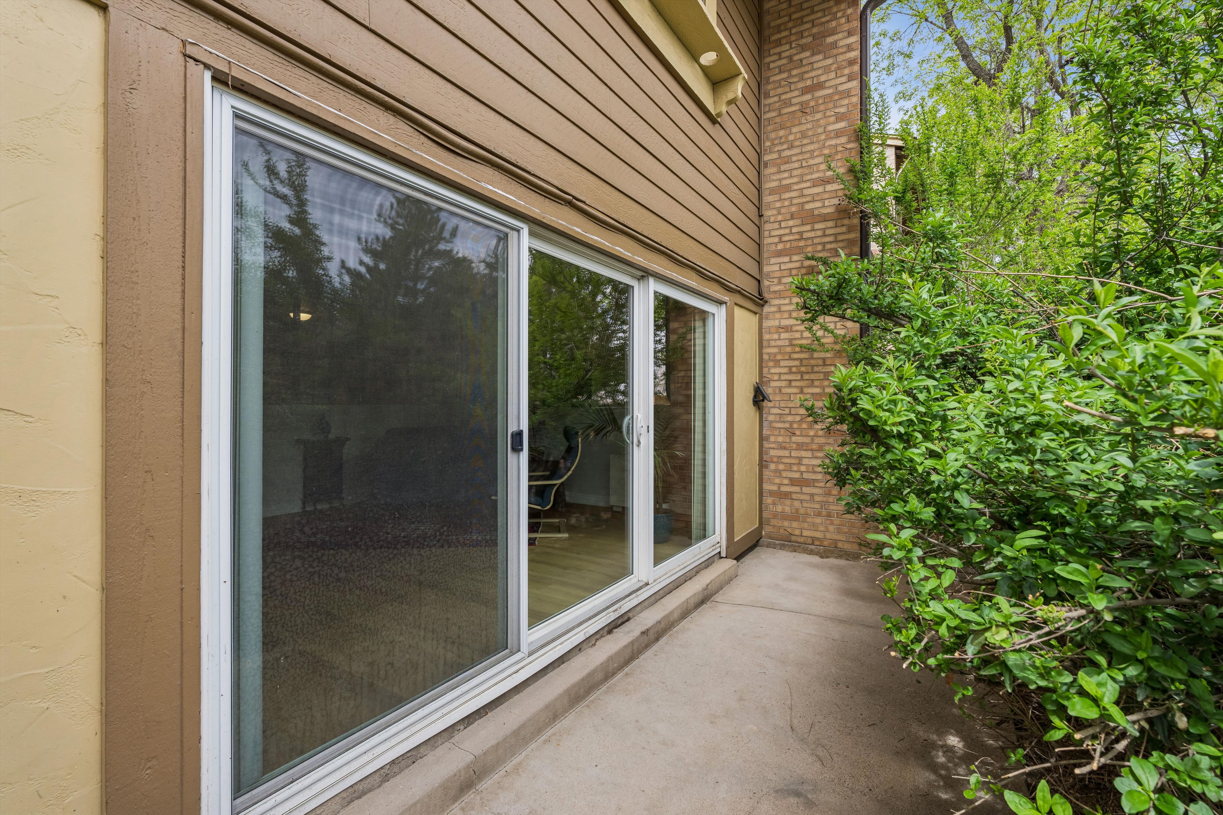  Tastefully Remodeled 3-Bedroom Condo Just Steps from CU Boulder - 物件實景