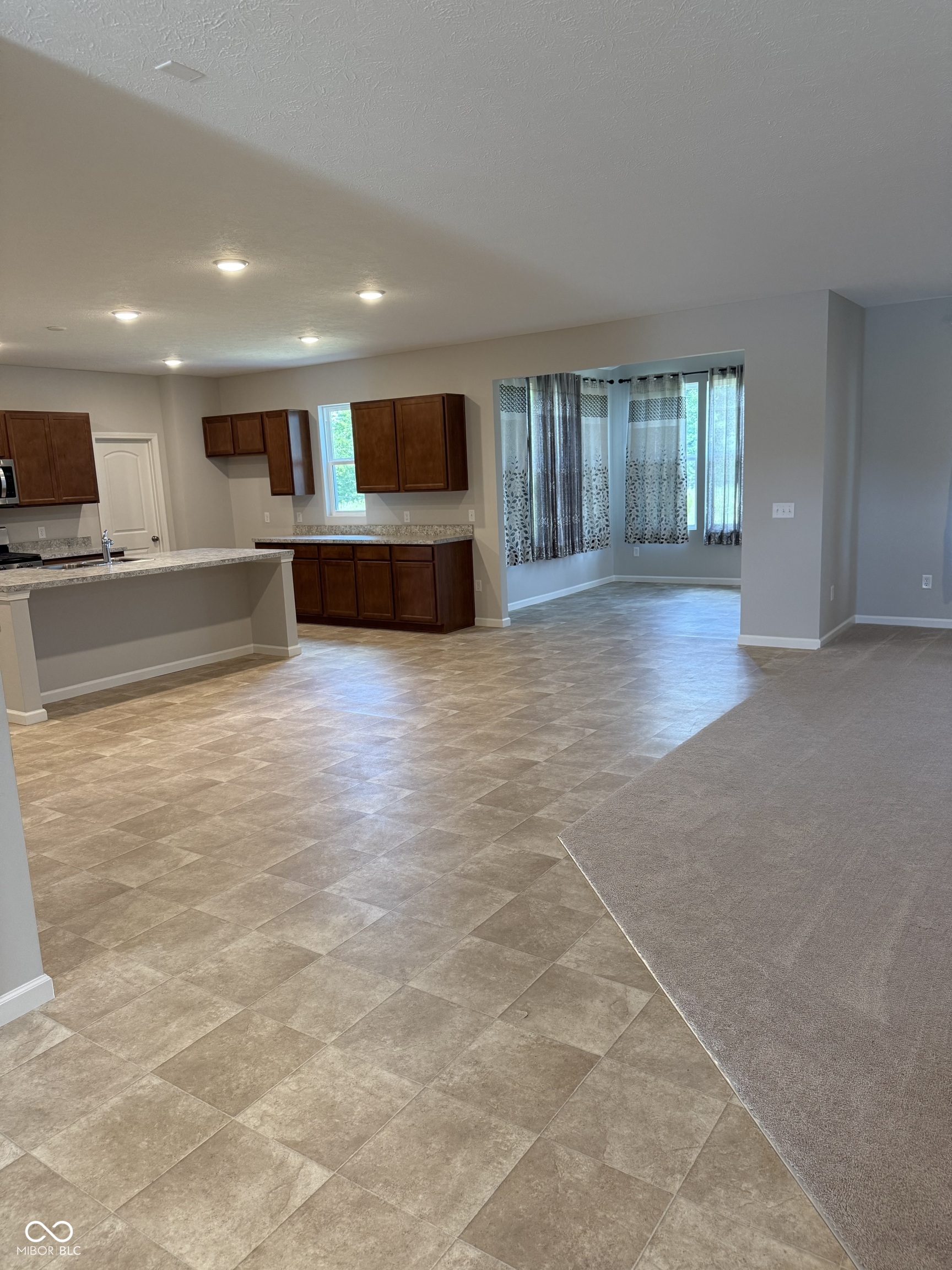 Avon, Indiana, 46123, United States, 5 Bedrooms Bedrooms, ,3 BathroomsBathrooms,Residential,For Sale,1920790