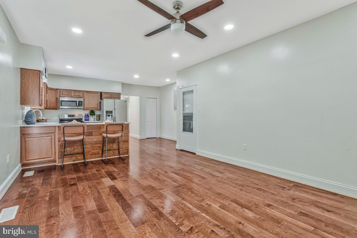 Upper Marlboro, Maryland, 20774, United States, 4 Bedrooms Bedrooms, ,3 BathroomsBathrooms,Residential,For Sale,1857912