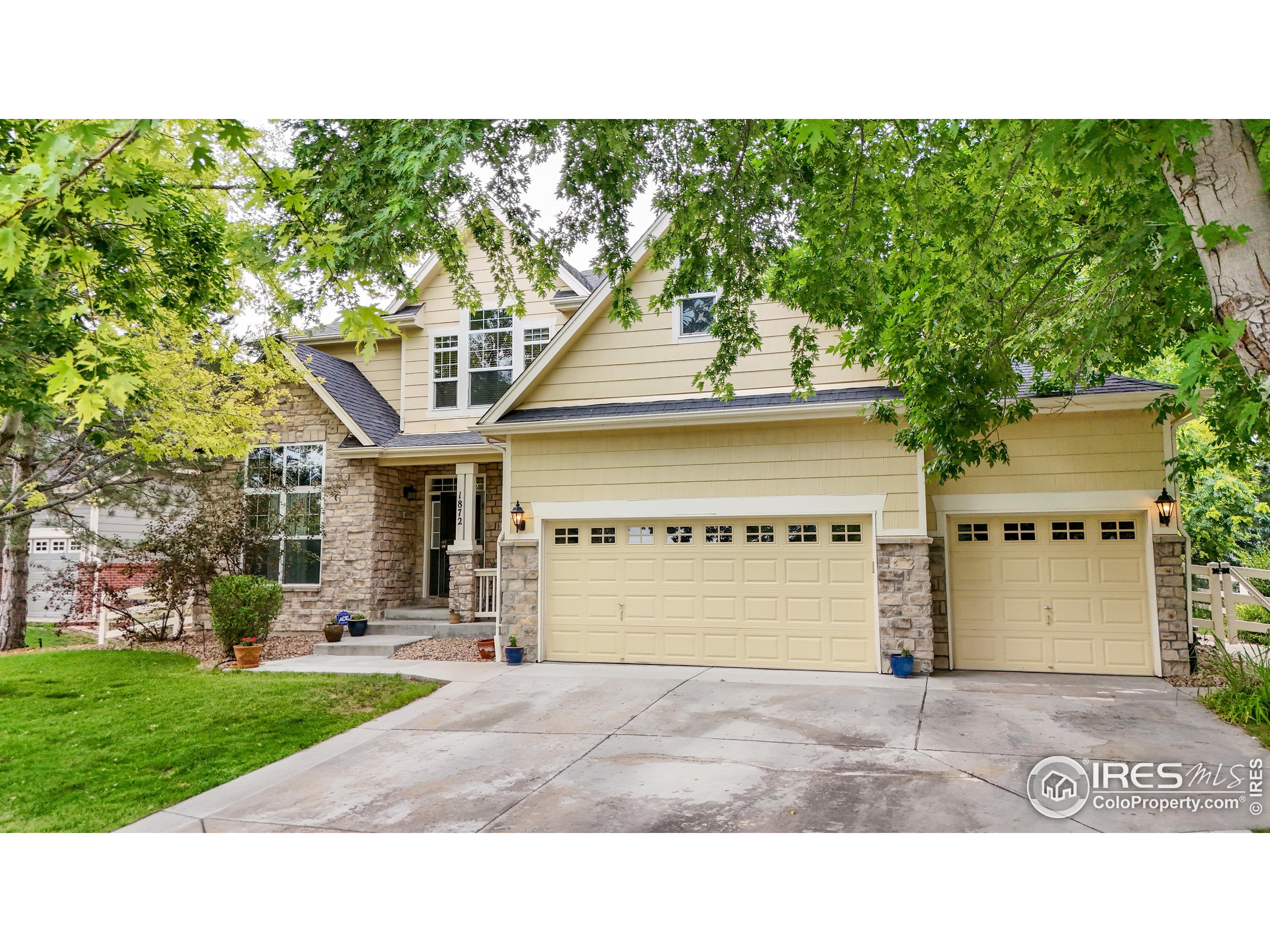 Westminster, Colorado, 80234, United States, 5 Bedrooms Bedrooms, ,3 BathroomsBathrooms,Residential,For Sale,1729944