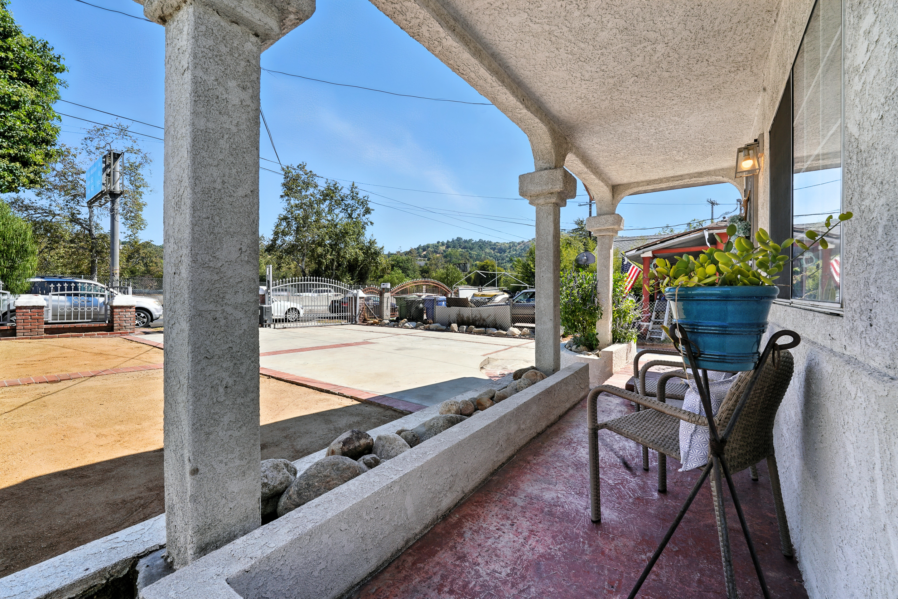 Los Angeles, California, 90042, United States, 3 Bedrooms Bedrooms, ,3 BathroomsBathrooms,Residential,For Sale,1909729