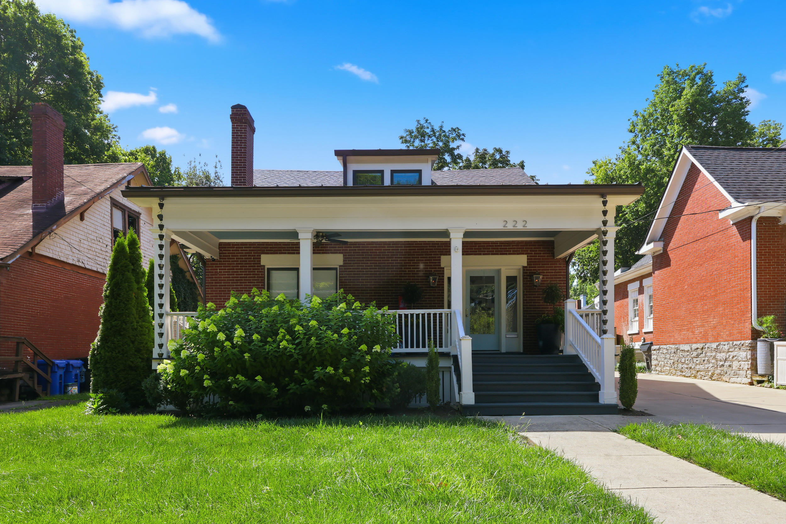  222 Clay Avenue - 物件實景