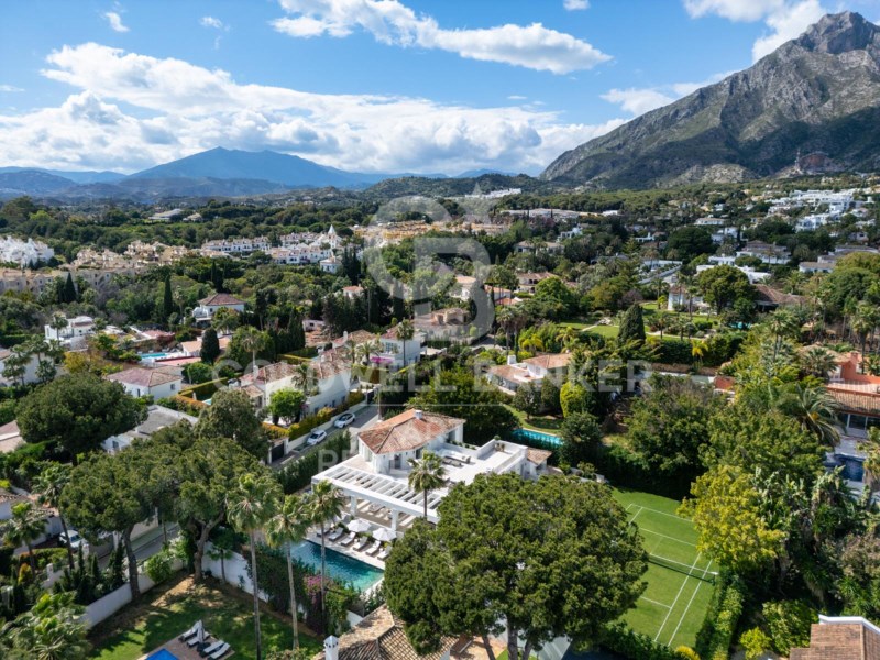 Marbella, Andalusia, ES, 6 Bedrooms Bedrooms, ,6 BathroomsBathrooms,Residential,For Sale,1882759