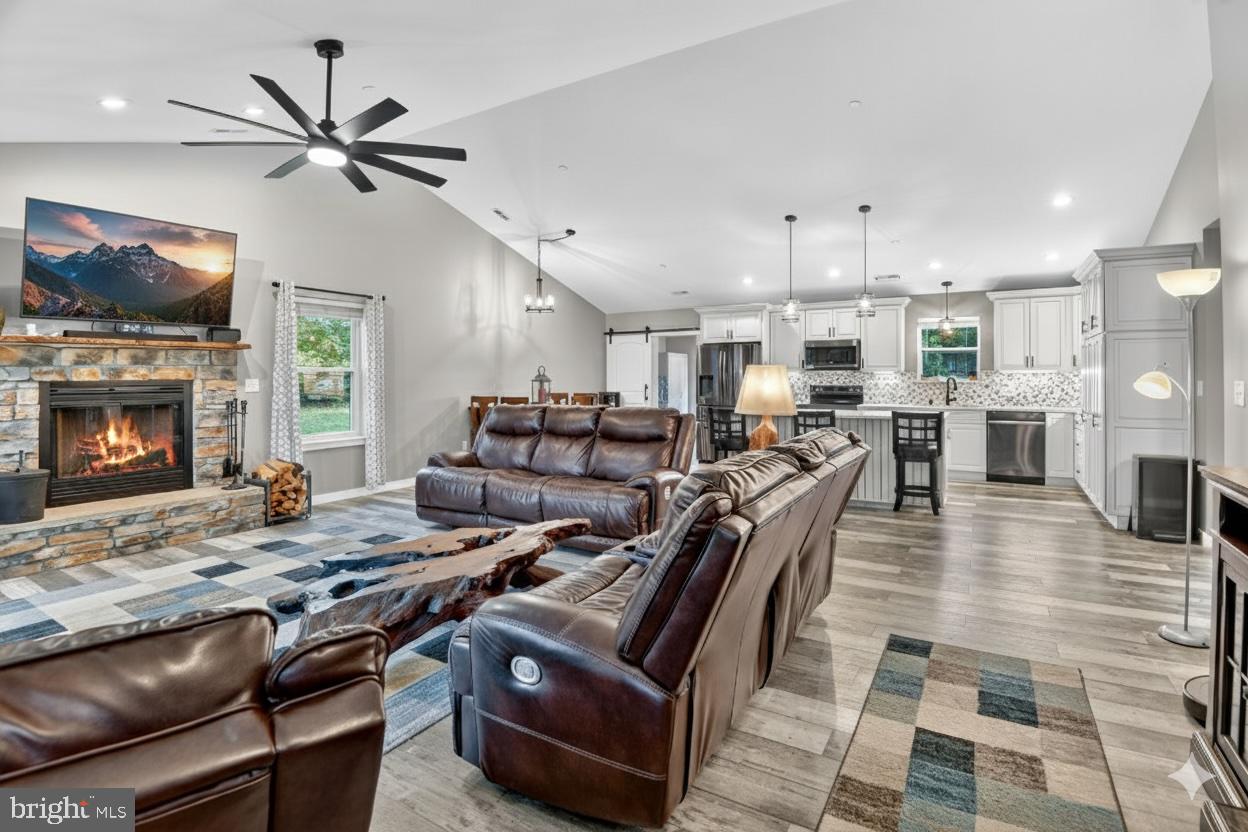 Sykesville, Maryland, 21784, United States, 4 Bedrooms Bedrooms, ,2 BathroomsBathrooms,Residential,For Sale,1977804