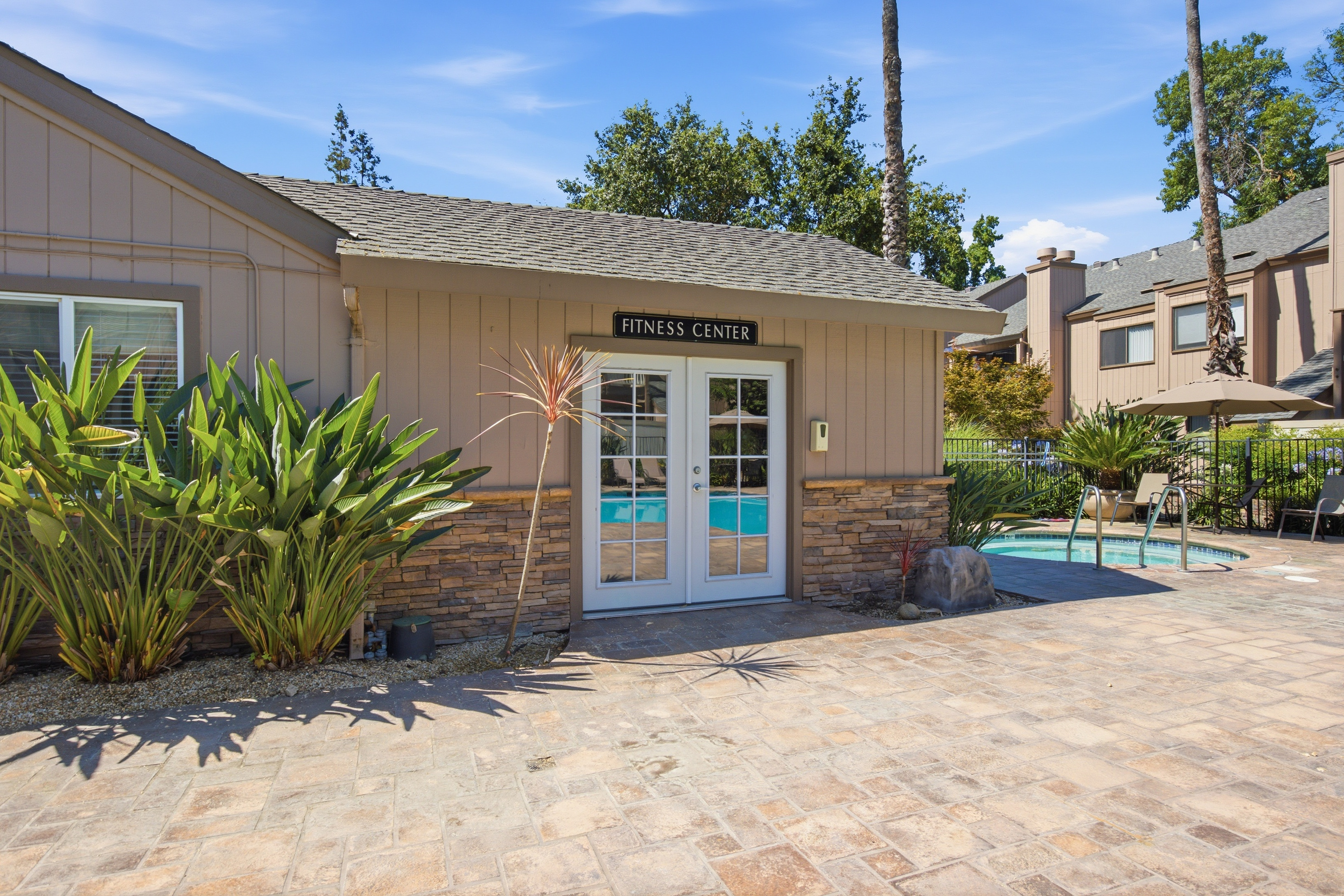  536 Woodside Oaks, Sacramento, CA, 95825 - 物件實景