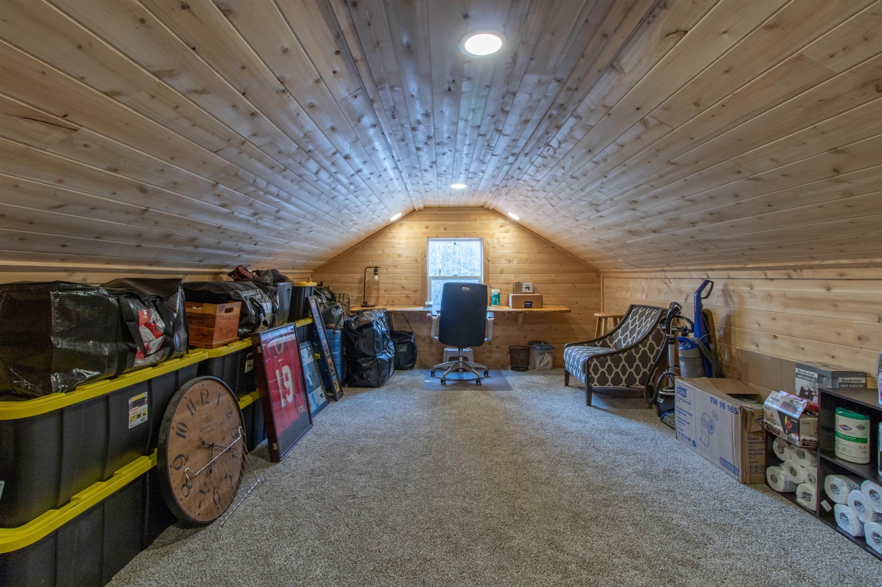 Lyndon, Vermont, 05851, United States, 3 Bedrooms Bedrooms, ,1 BathroomBathrooms,Residential,For Sale,2038381