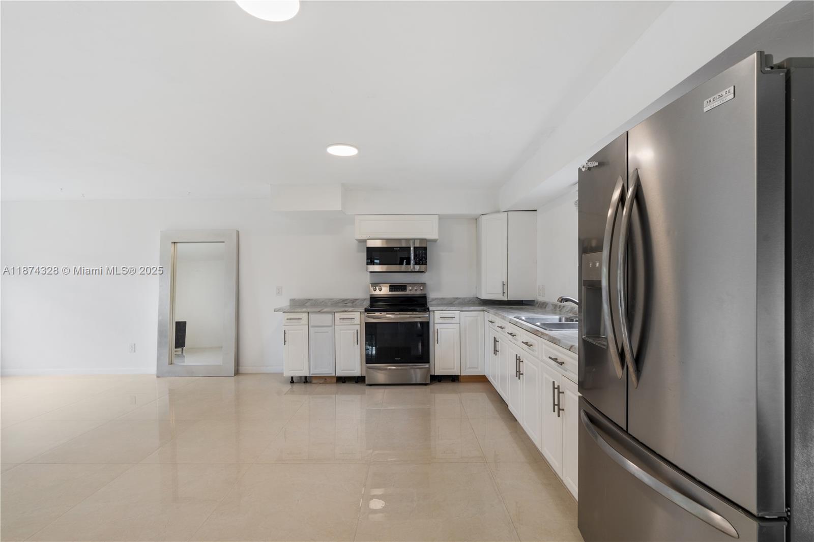 Miami, Florida, 33176, United States, 3 Bedrooms Bedrooms, ,1 BathroomBathrooms,Residential,For Sale,1941991