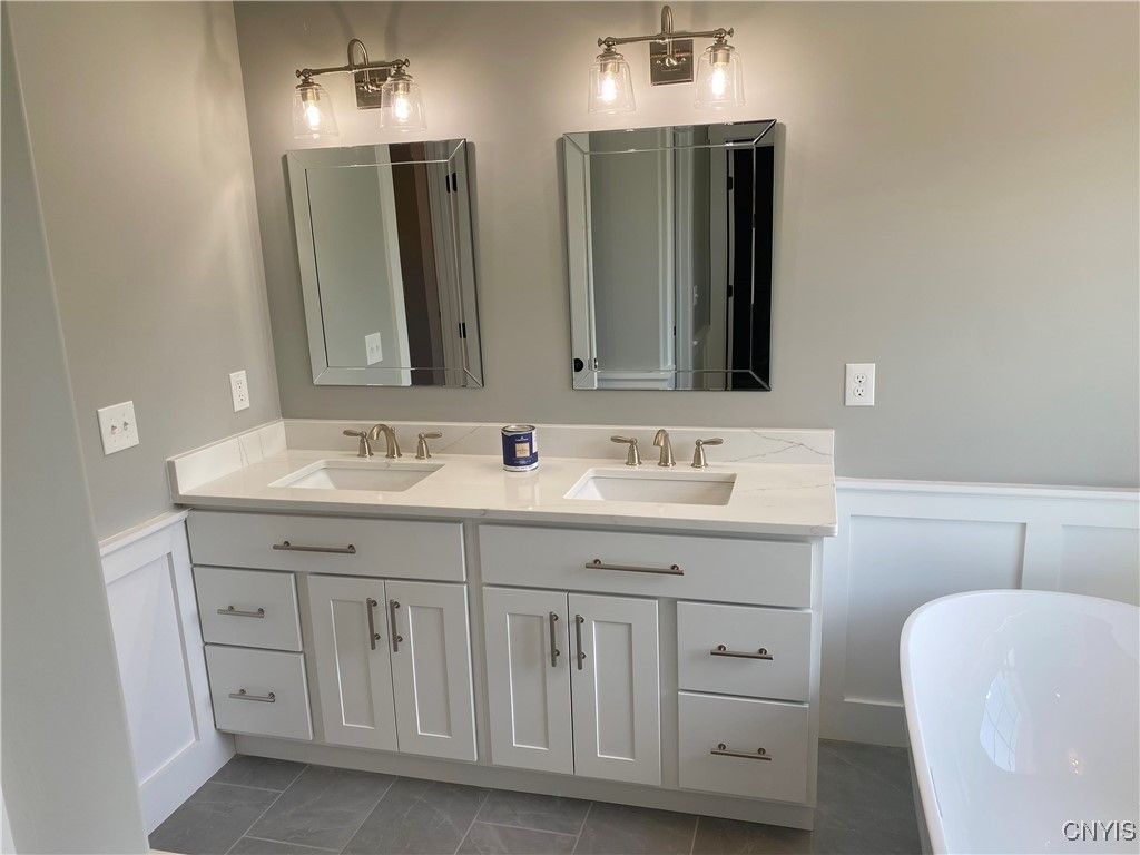 Cicero, New York, 13039, United States, 3 Bedrooms Bedrooms, ,3 BathroomsBathrooms,Residential,For Sale,1970756